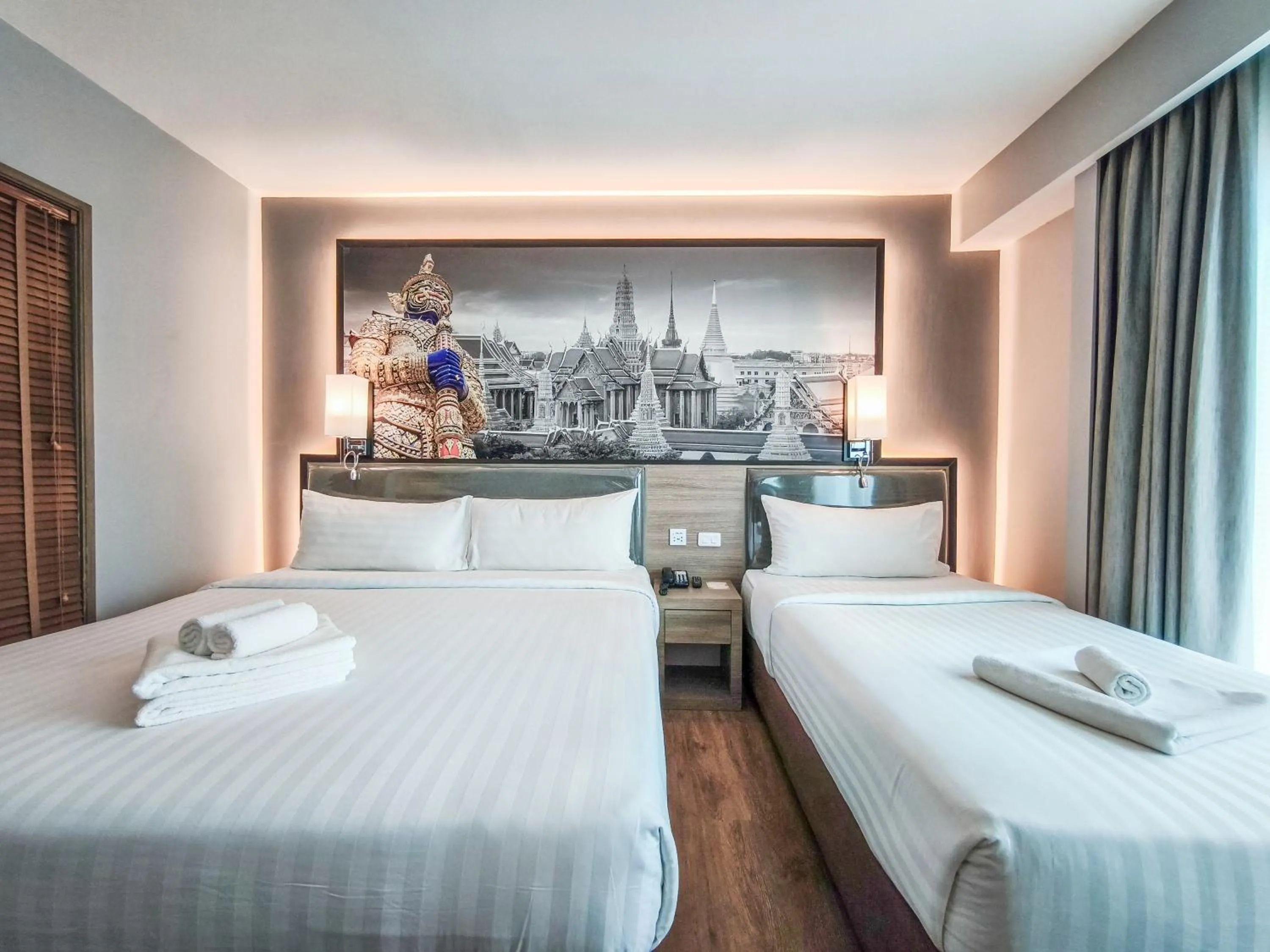 Bed in Citrus Sukhumvit 11 by Compass Hospitality