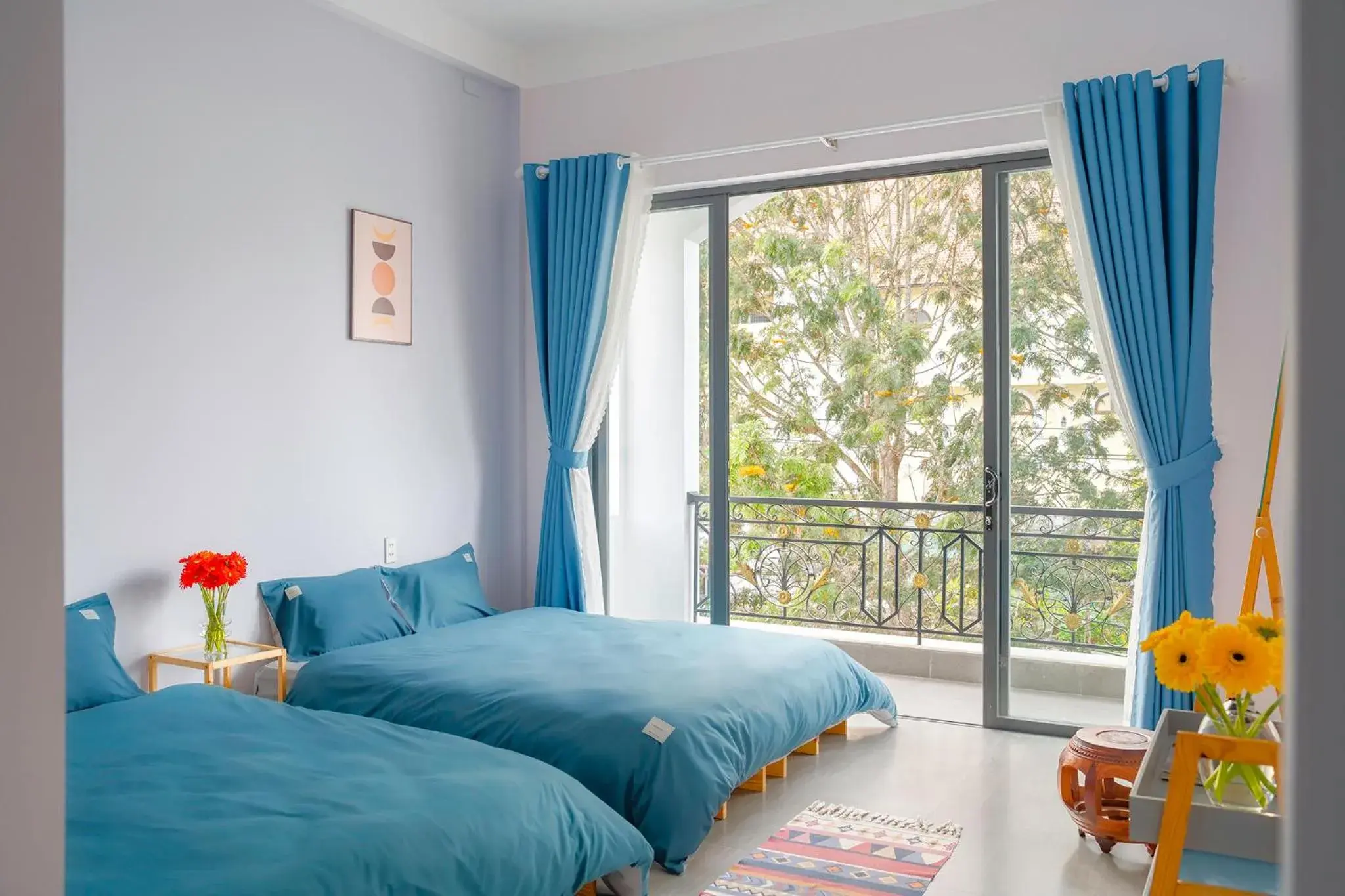 Photo of the whole room, Bed in Kim Little Hotel Dalat Photo of the whole room, Bed in Kim Little Hotel Dalat