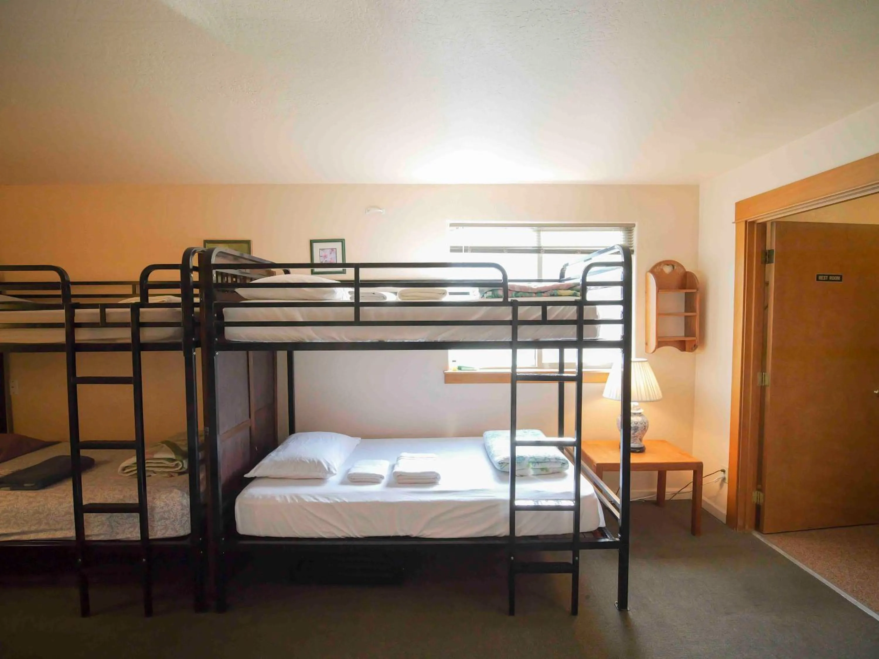 Bed in Ashland Commons Hostel