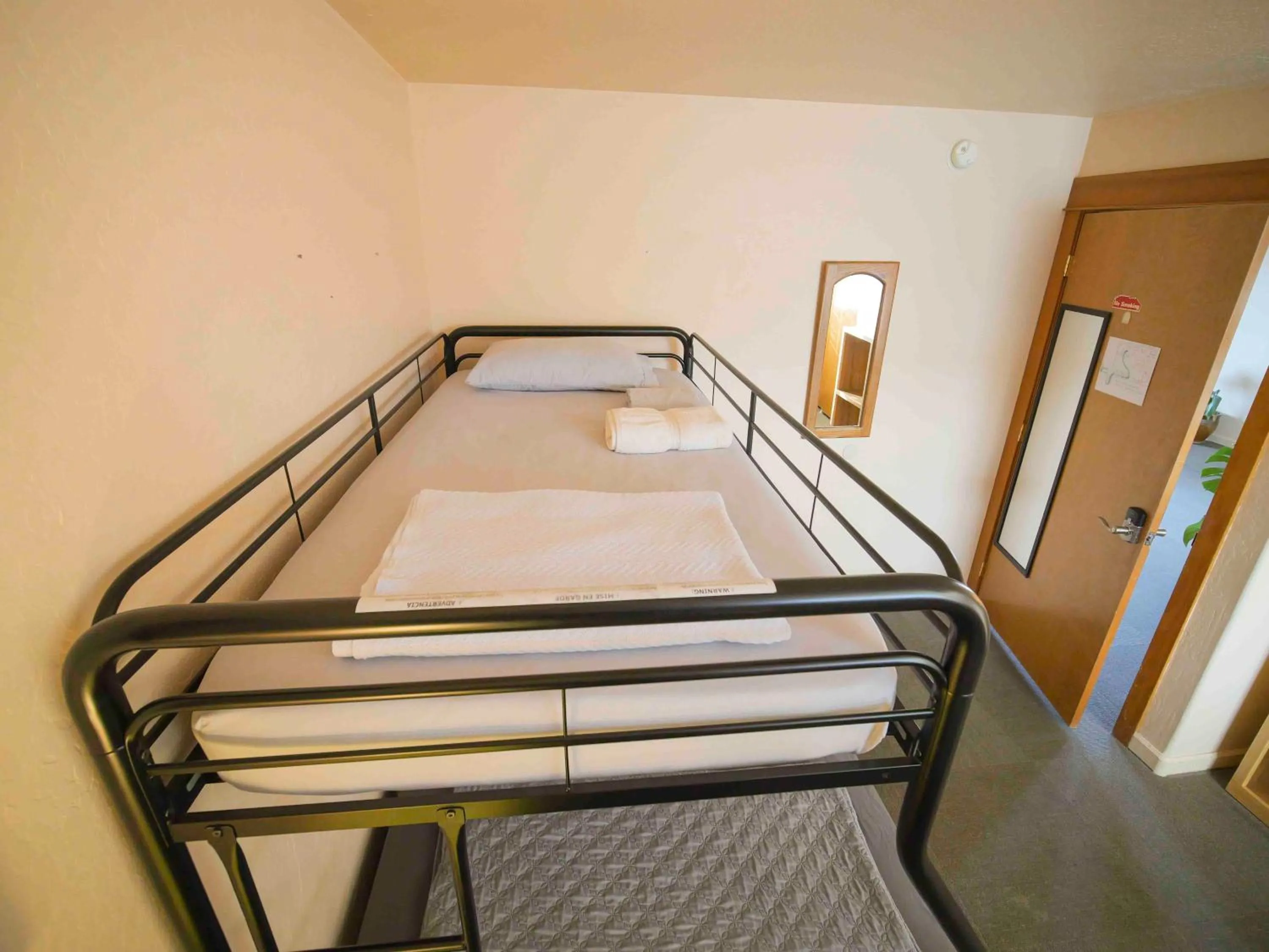 Bed in Ashland Commons Hostel