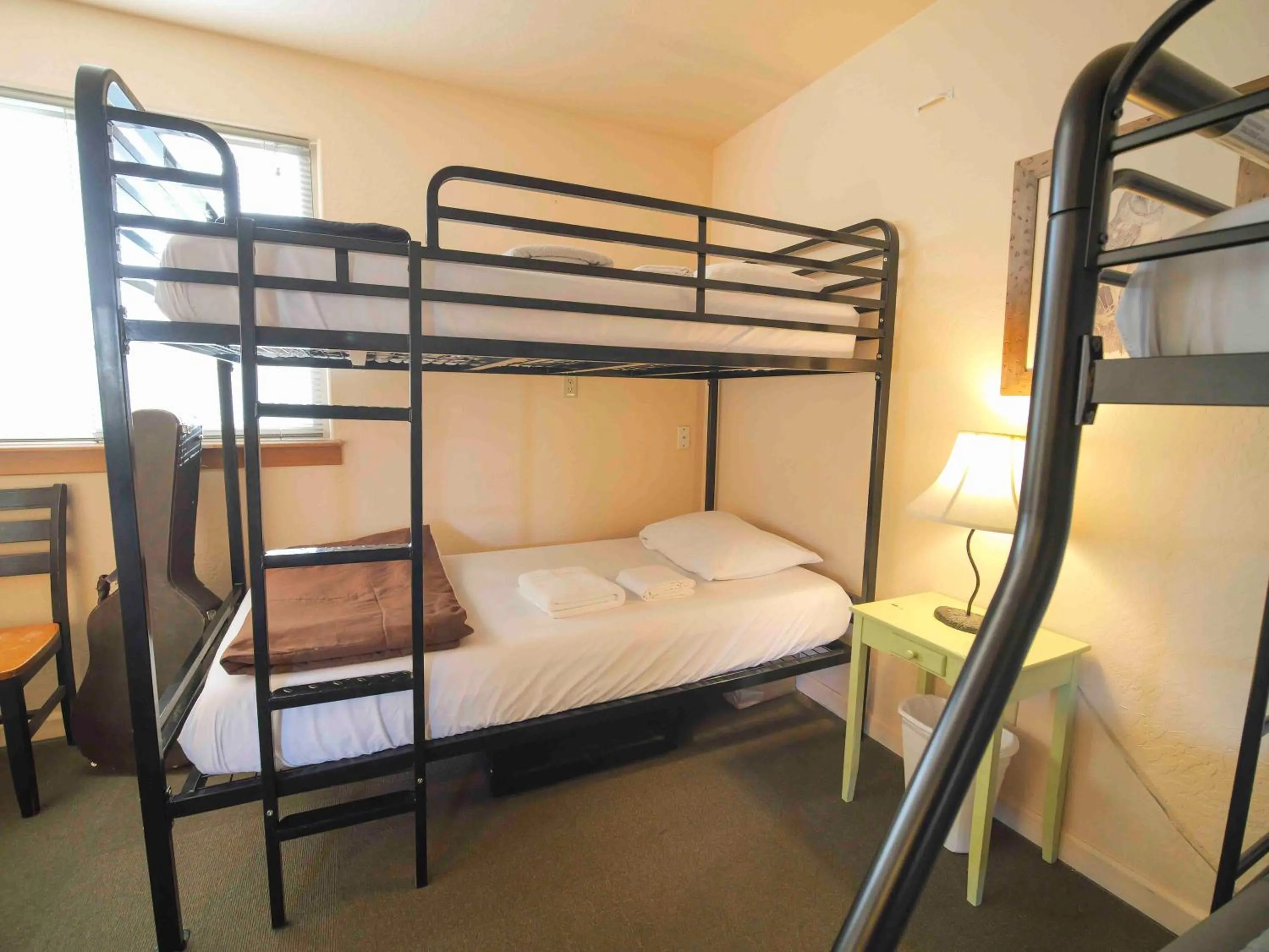 Bed in Ashland Commons Hostel