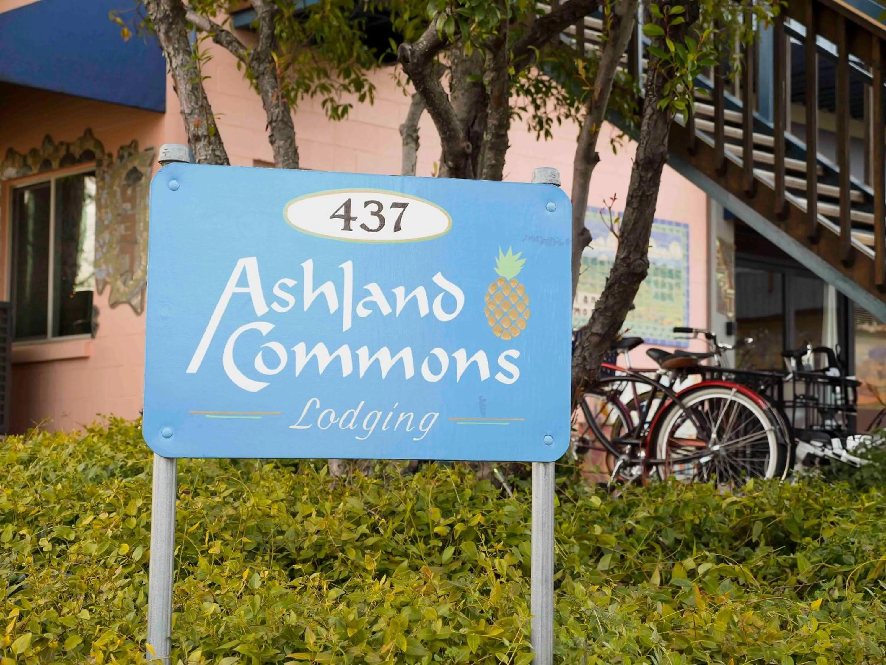 Ashland Commons Hostel