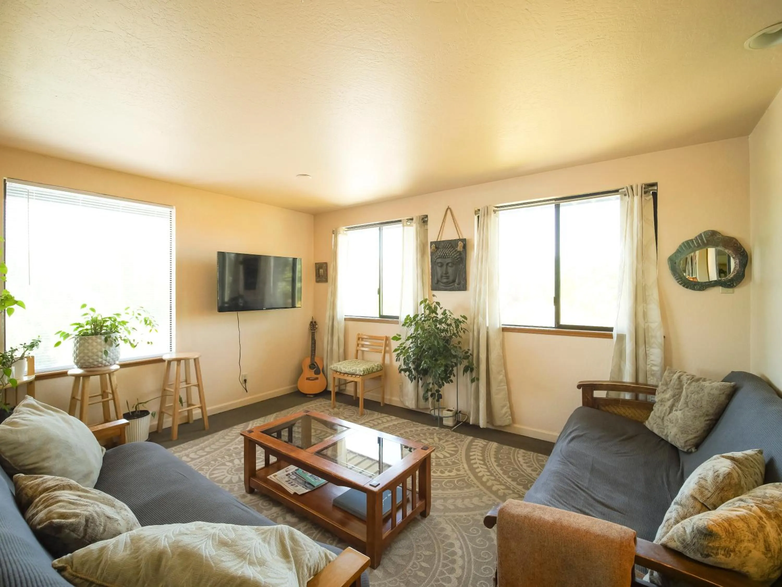 Ashland Commons Hostel