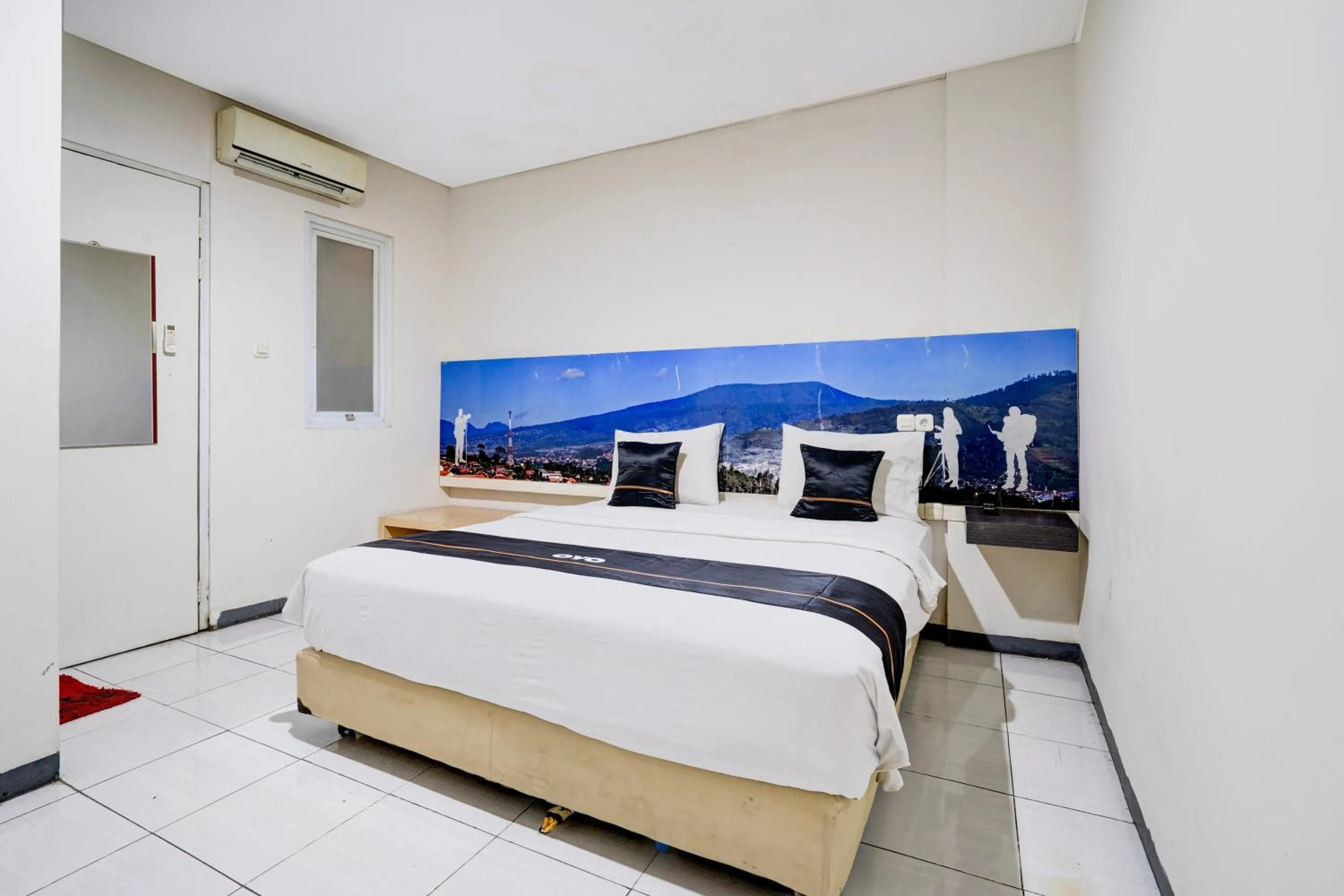 Bedroom, Bed in Townhouse Oak Cihampelas Near Ciwalk Formerly Promenade Hotel