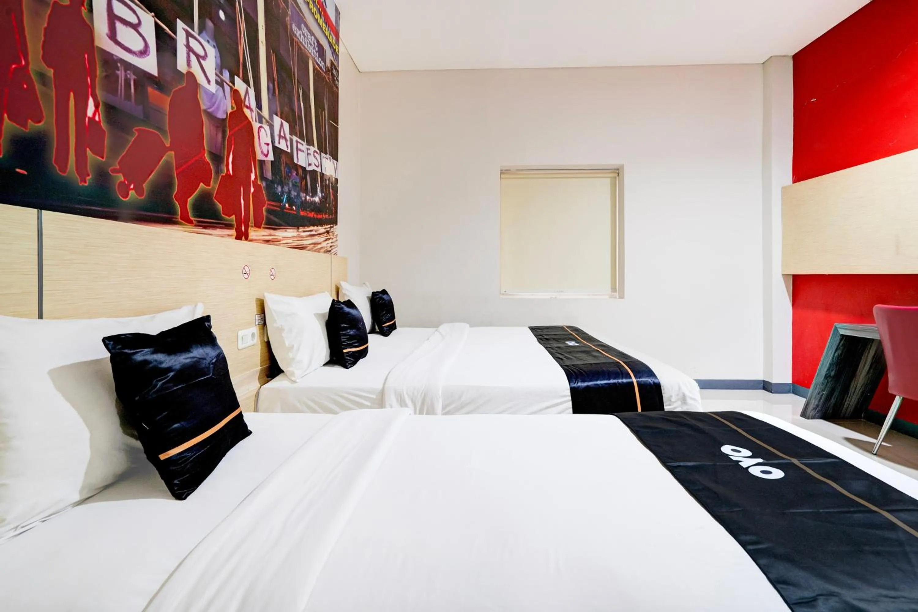 Bedroom, Bed in Townhouse Oak Cihampelas Near Ciwalk Formerly Promenade Hotel