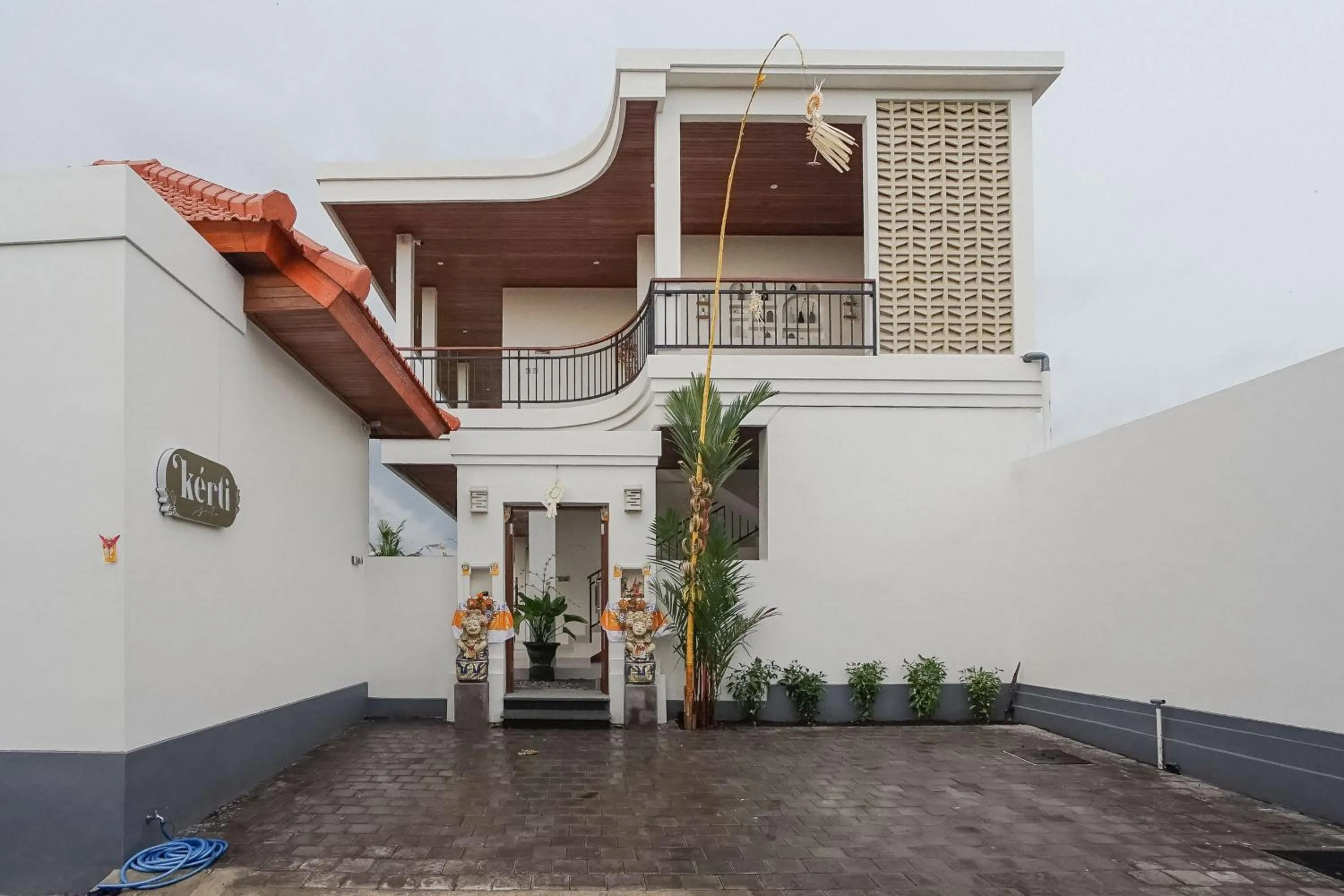 Facade/entrance in Kerti Suite