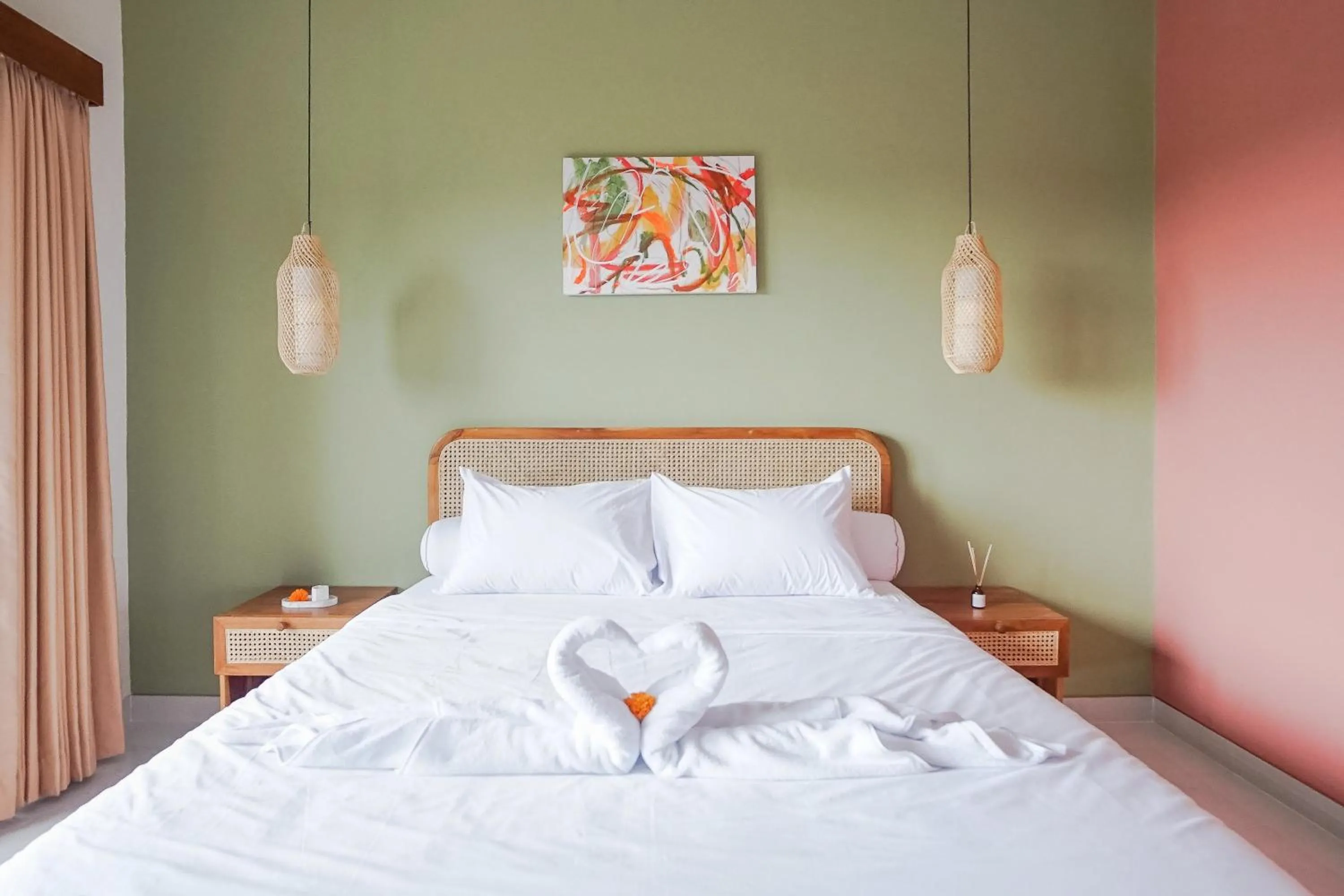 Bedroom, Bed in Kerti Suite