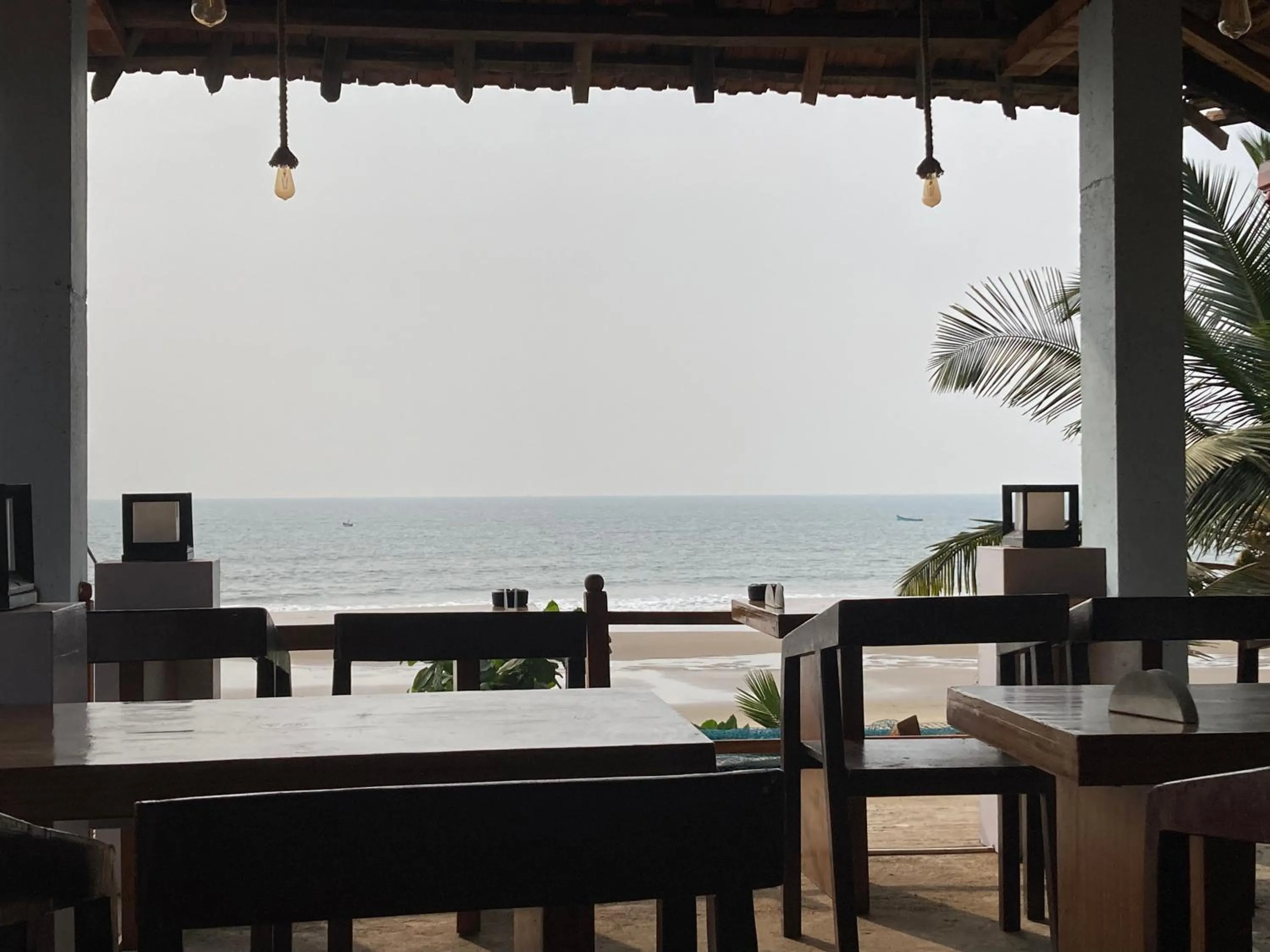Restaurant/places to eat in Oceanic Stay And Restaurant Gokarna