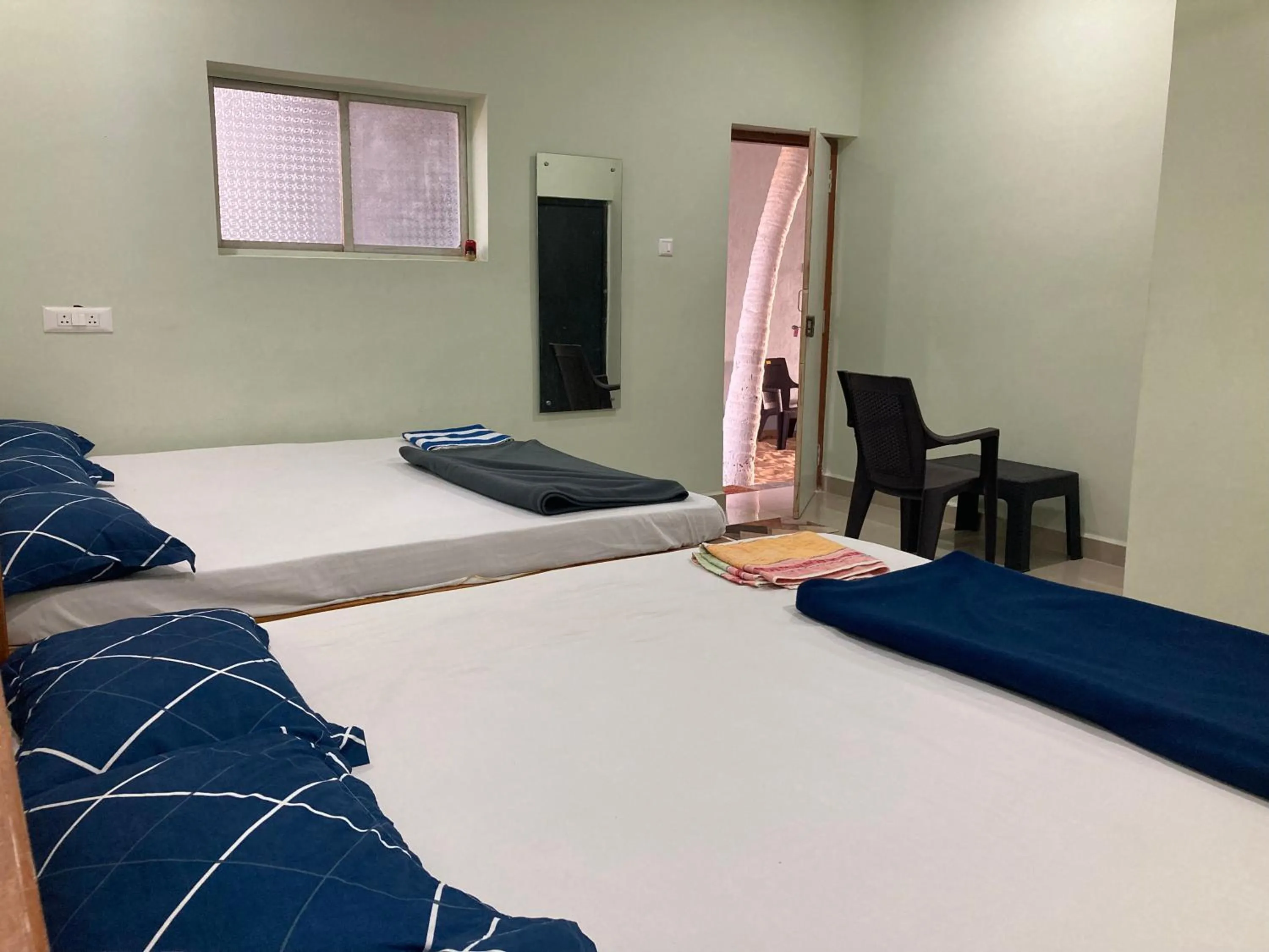 View (from property/room), Bed in Oceanic Stay And Restaurant Gokarna