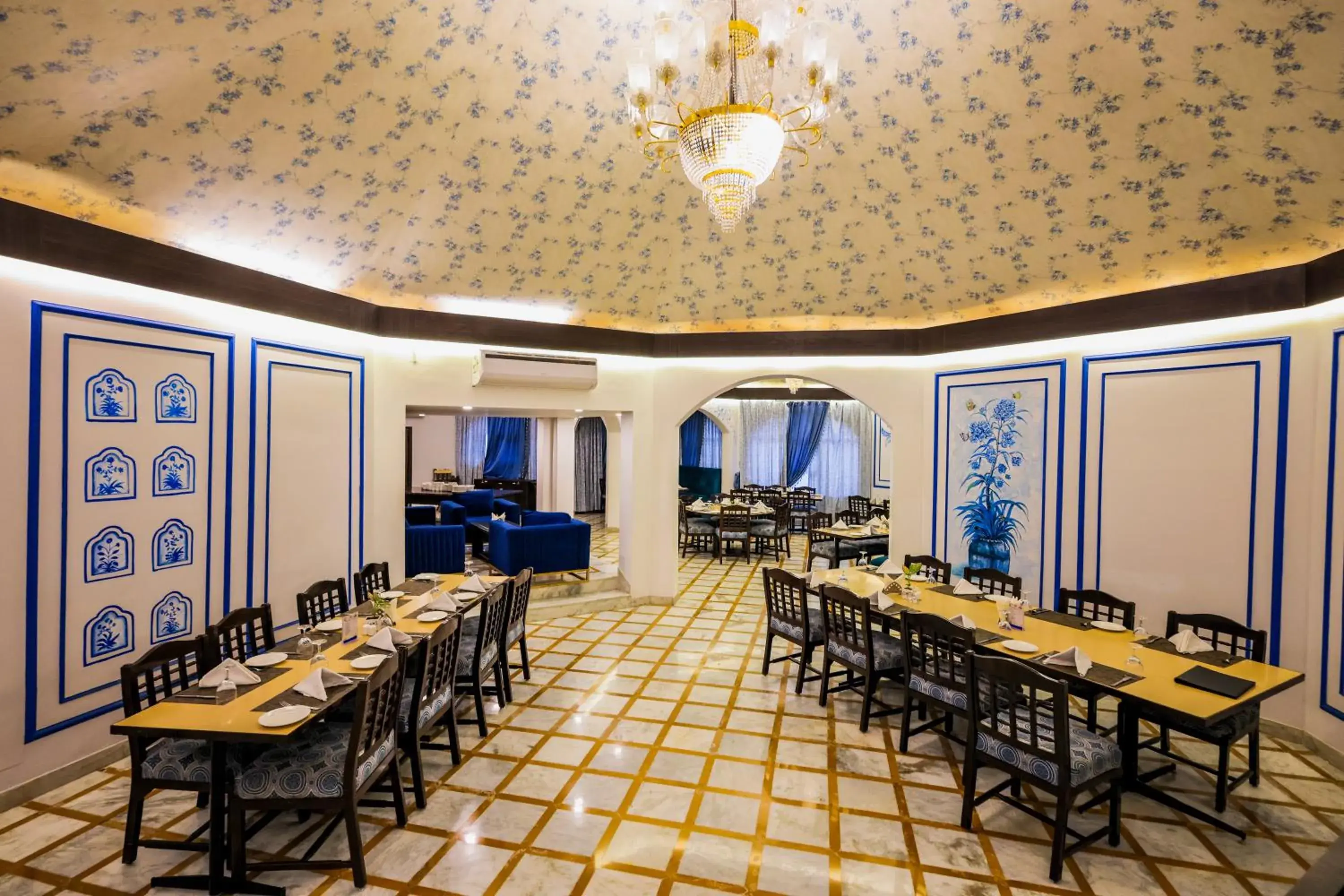 Restaurant/places to eat in Tivoli Heritage Palace, Rewari Restaurant/places to eat in Tivoli Heritage Palace, Rewari