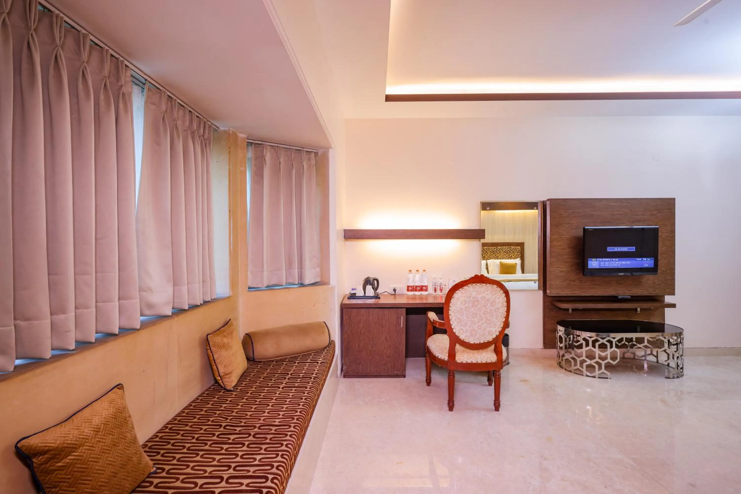 TV and multimedia in Tivoli Heritage Palace, Rewari