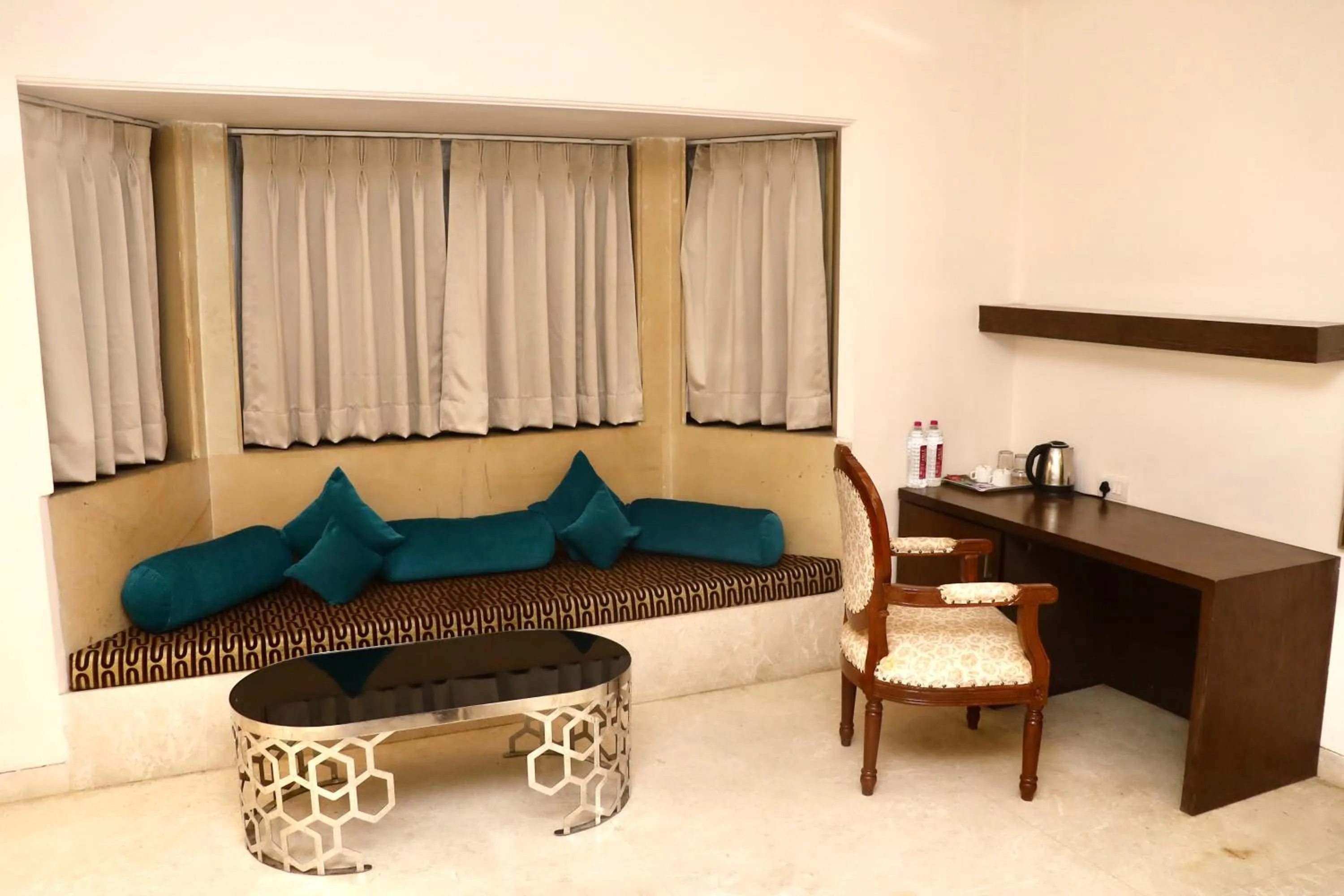 Seating area in Tivoli Heritage Palace, Rewari