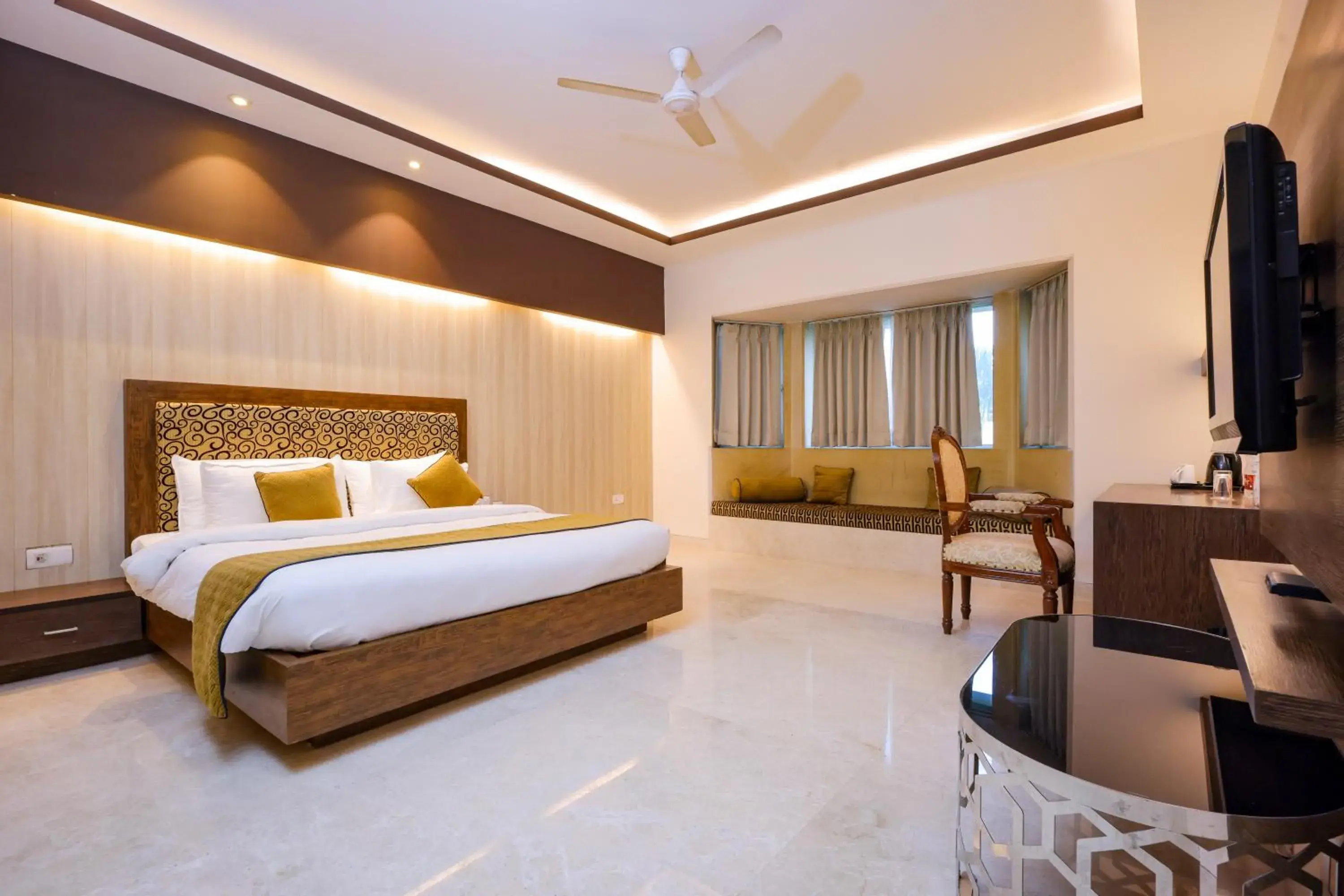 Bedroom, Bed in Tivoli Heritage Palace, Rewari Bedroom, Bed in Tivoli Heritage Palace, Rewari