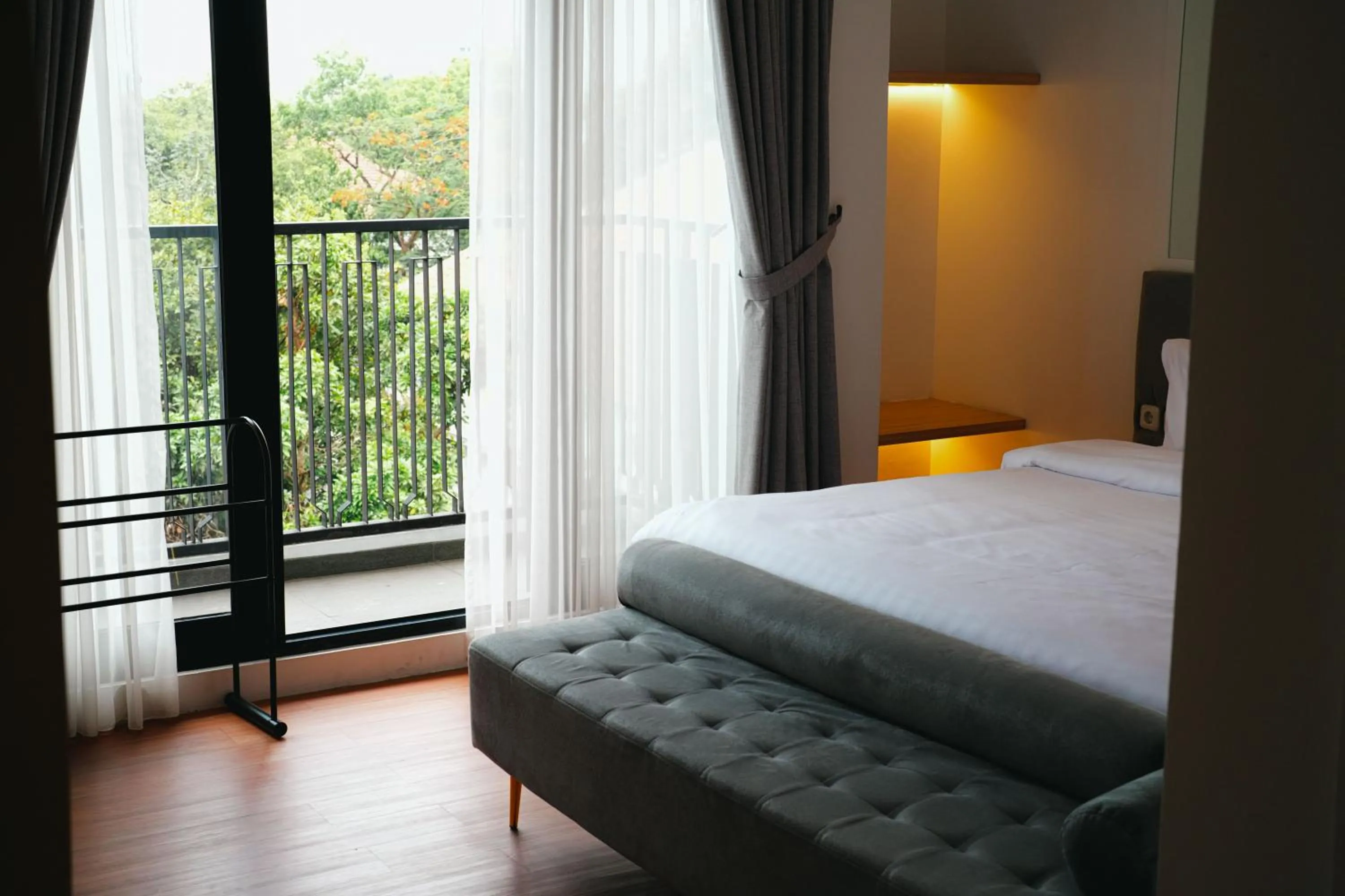 Bed in BUMINAKURA