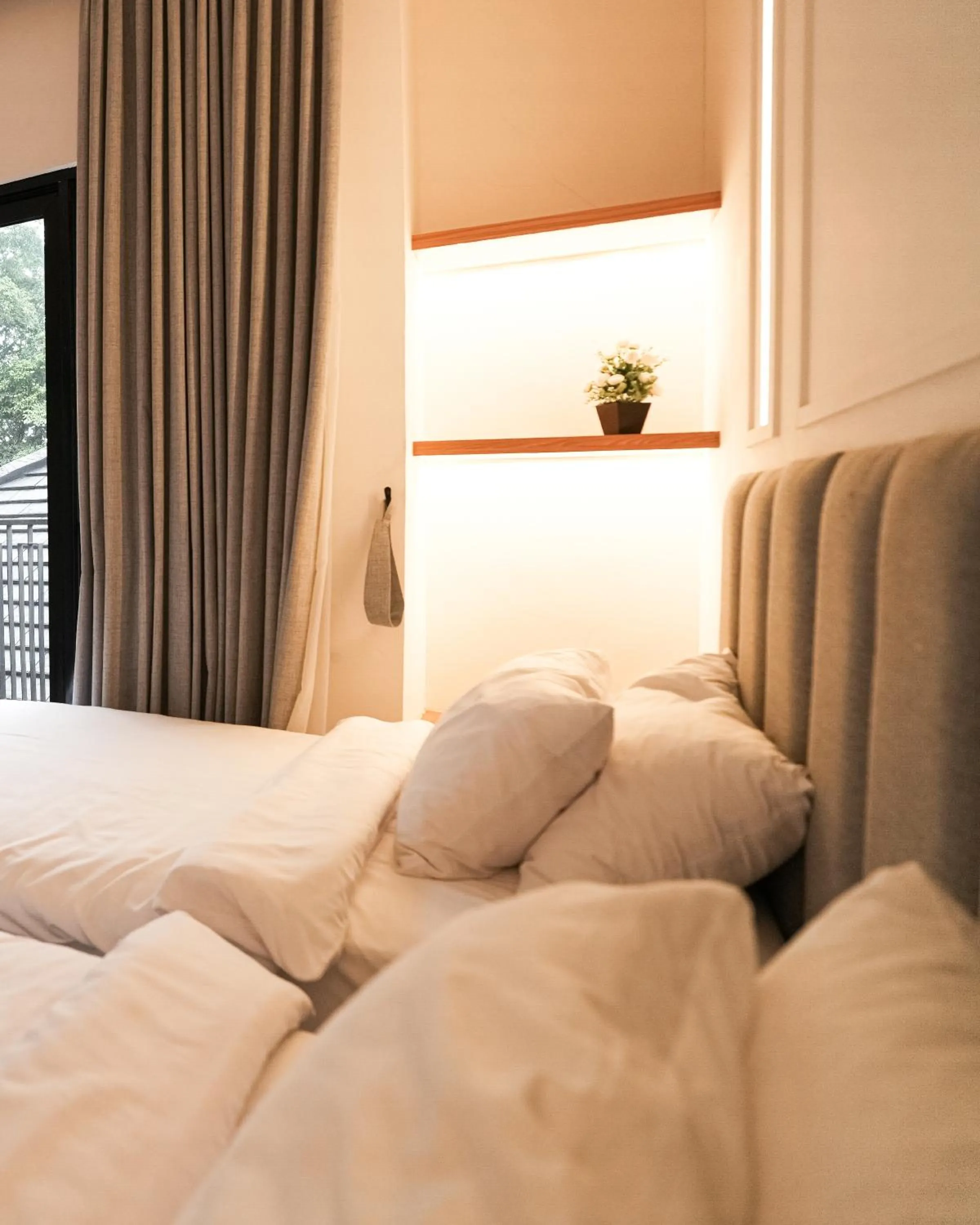 Bedroom, Bed in BUMINAKURA