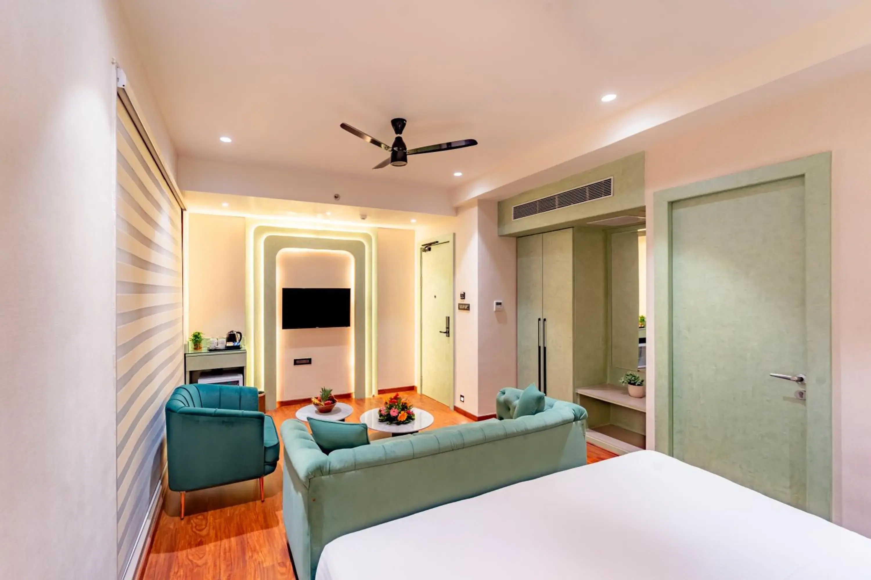 Seating area, Bed in Playsales Scarlet Vijay Nagar Indore Seating area, Bed in Playsales Scarlet Vijay Nagar Indore