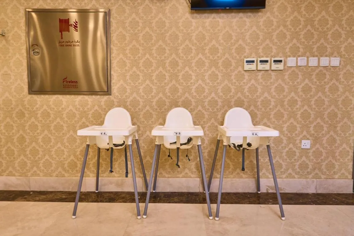 Restaurant/places to eat in Selat Al Bait Hotel