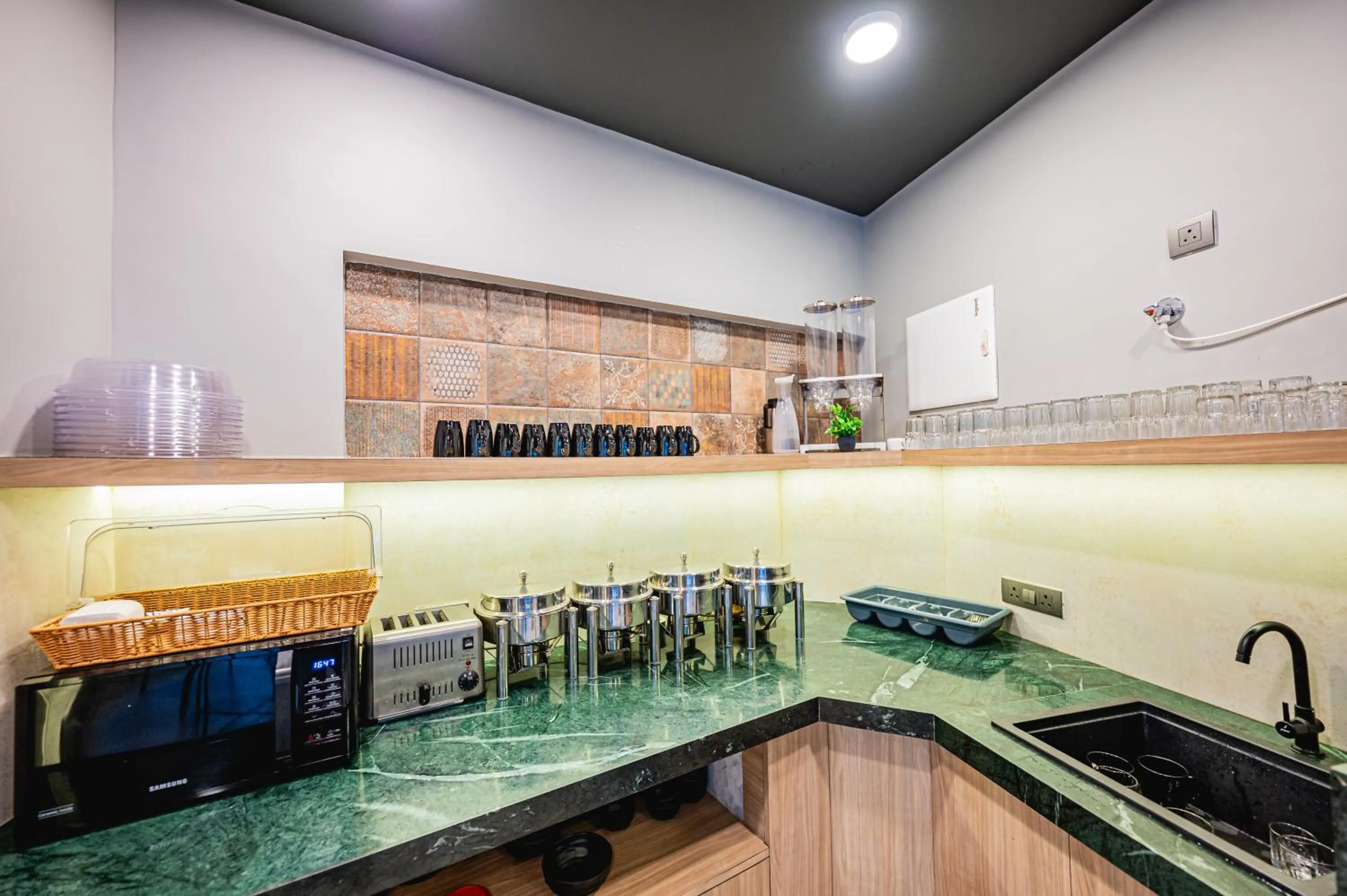 Kitchen or kitchenette in Indie Stays Studios, Chembur