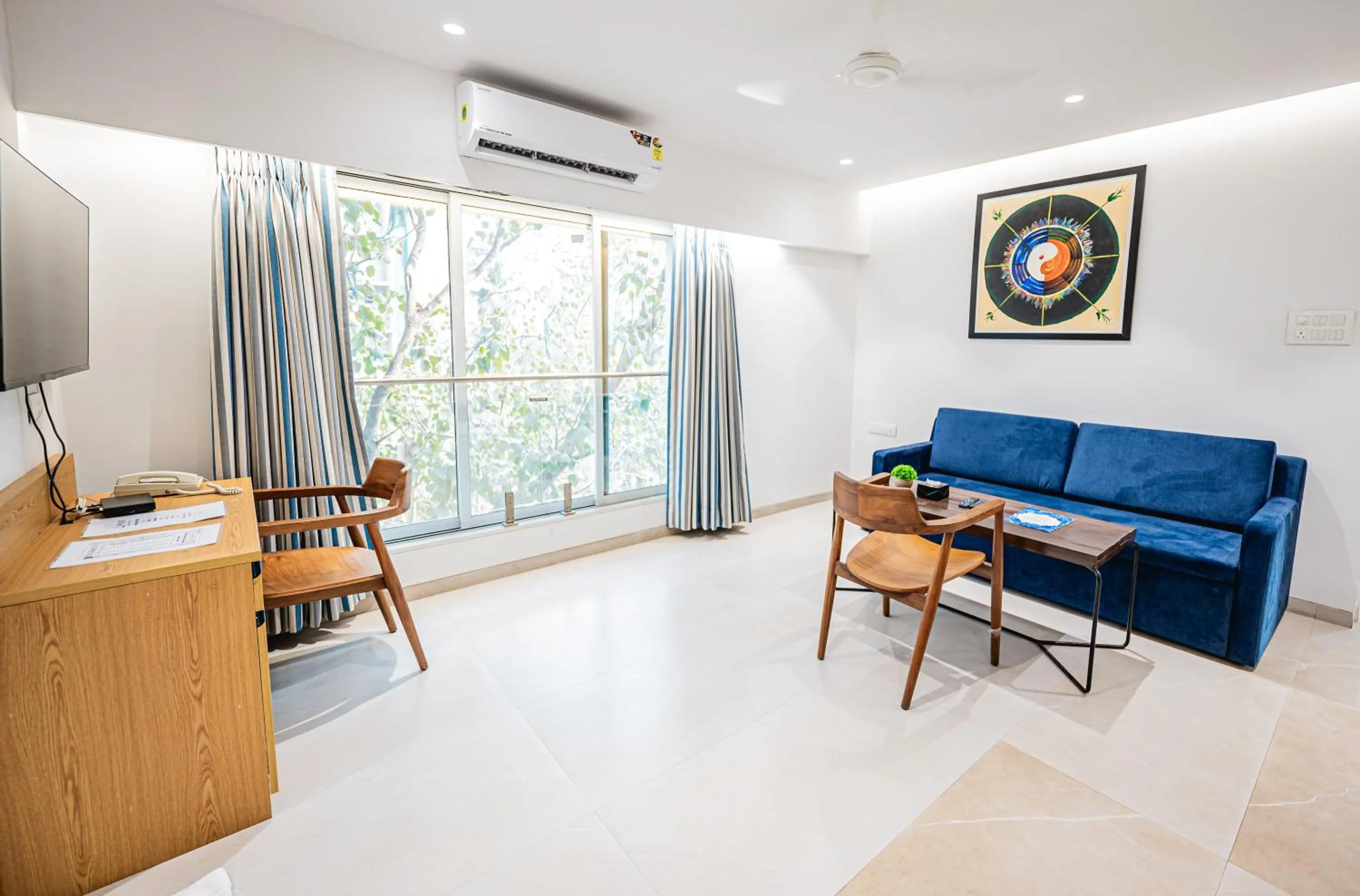 Living room in Indie Stays Studios, Chembur