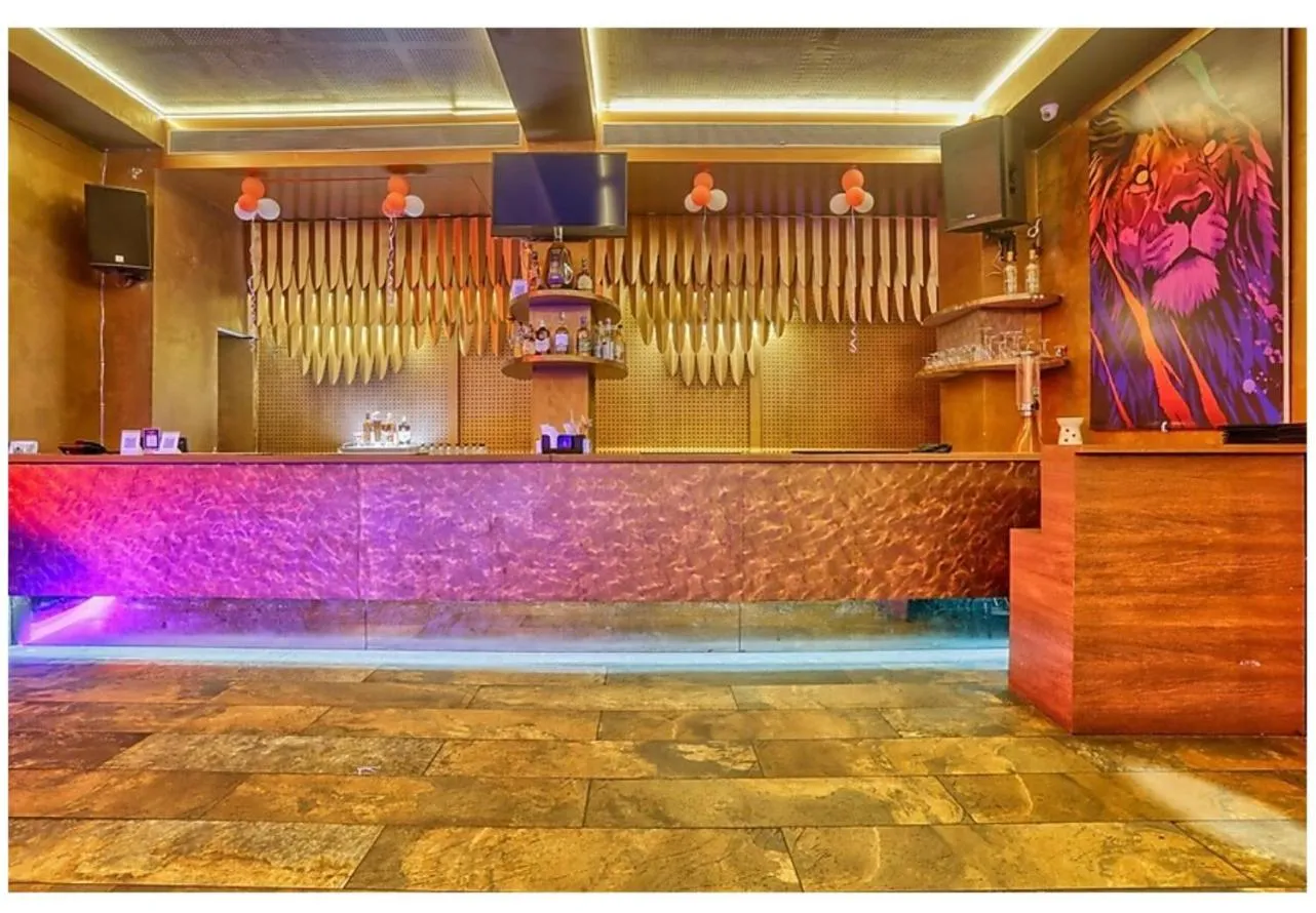Lounge or bar in Kanchan Tilak
