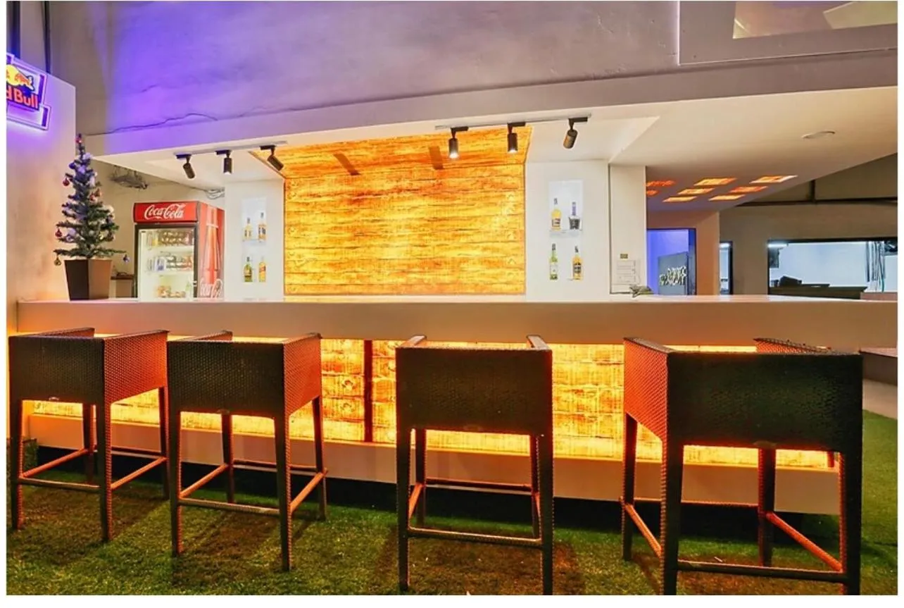 Lounge or bar in Kanchan Tilak