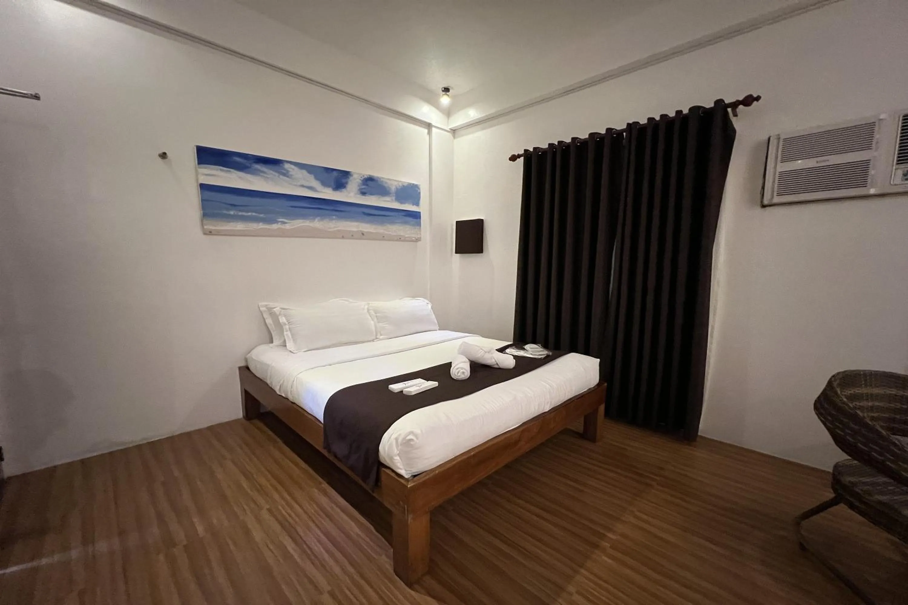 Bedroom, Bed in Funtasea Hotel and Beach Resort