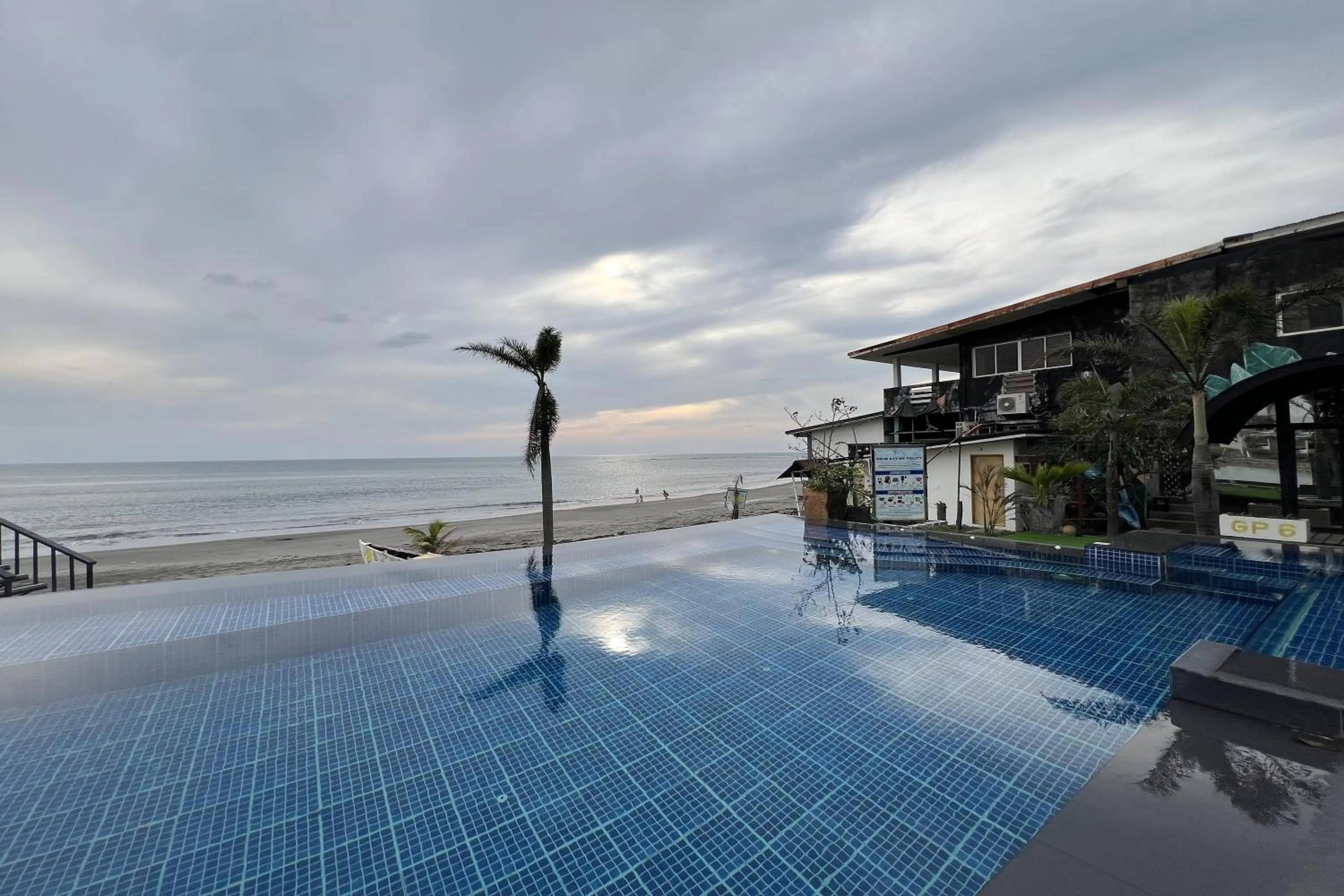 Pool view in Funtasea Hotel and Beach Resort