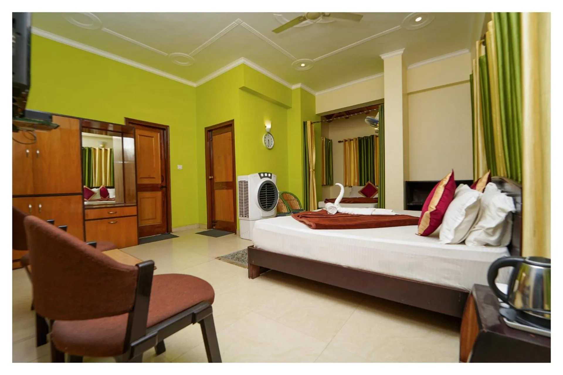 Bed in Shivalik River Retreat