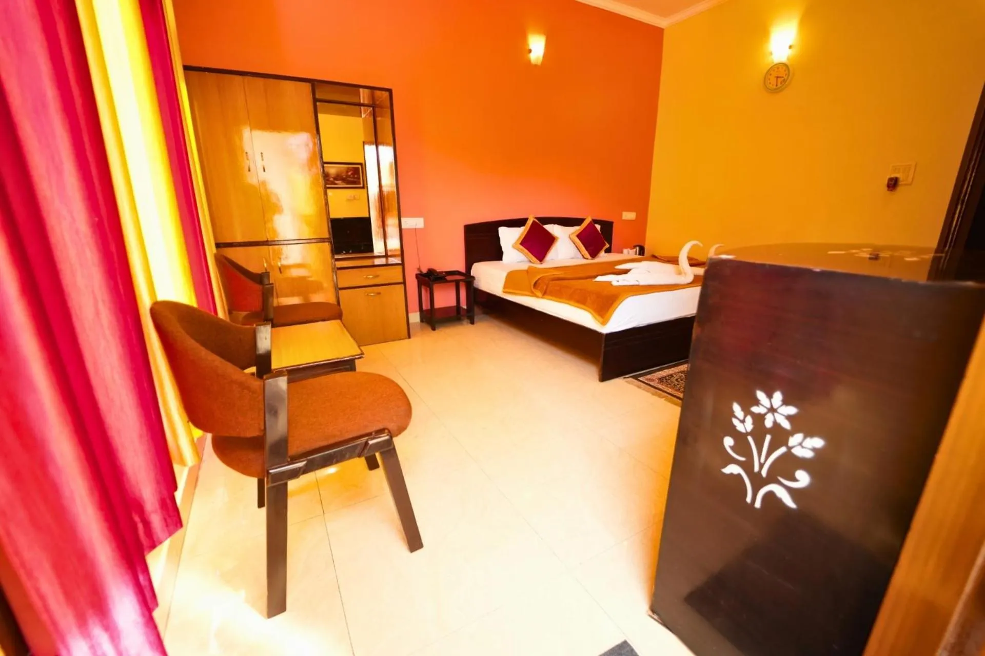 Bed in Shivalik River Retreat