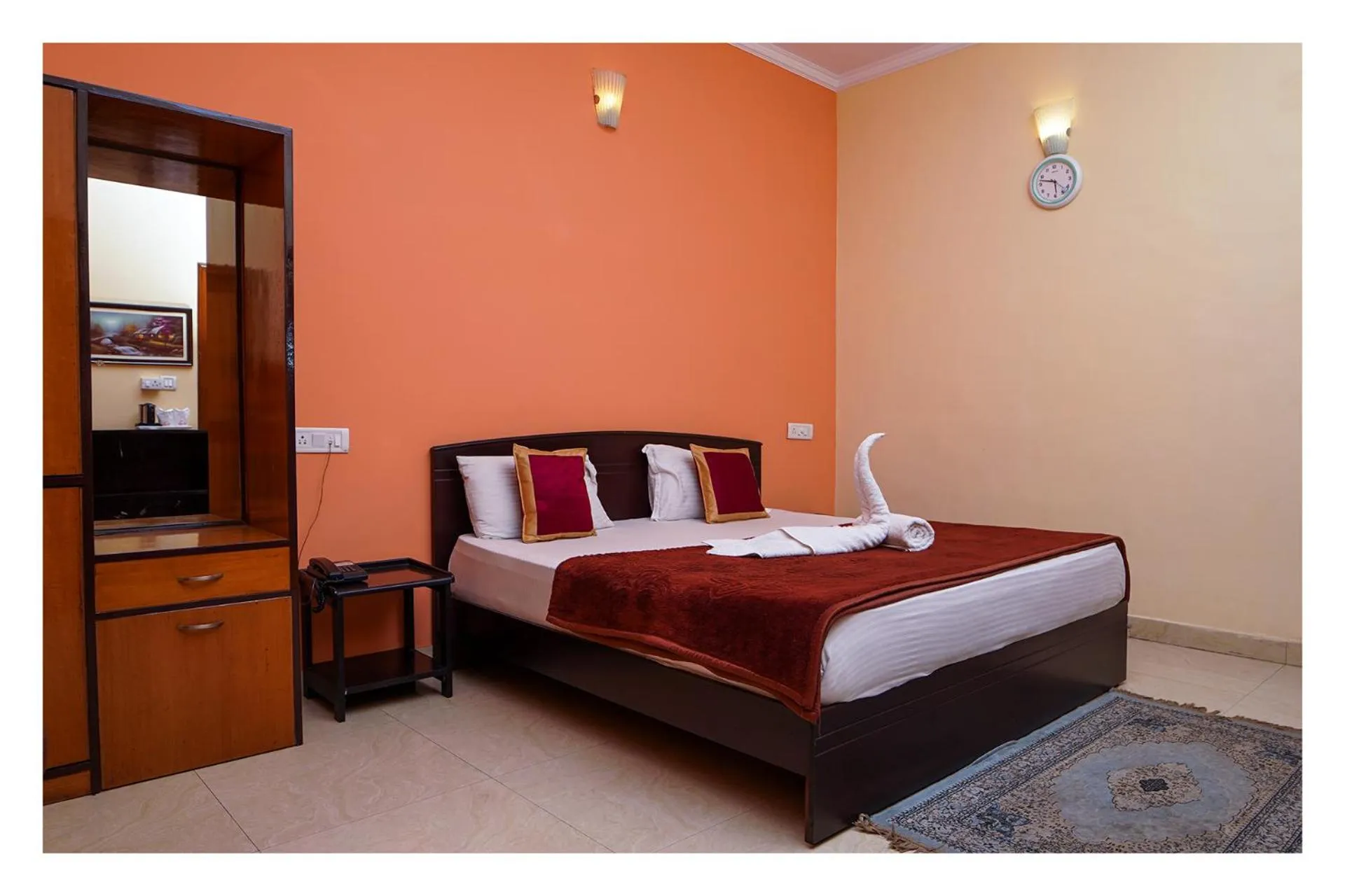 Bed in Shivalik River Retreat