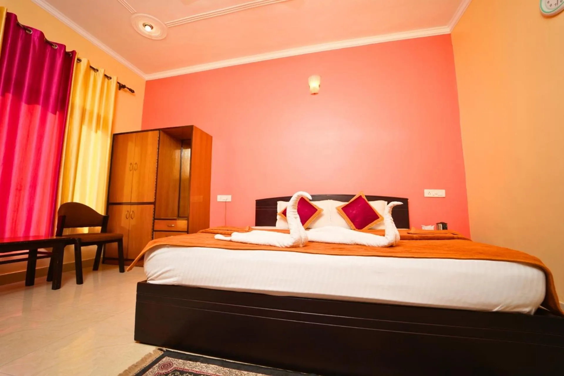 Bed in Shivalik River Retreat