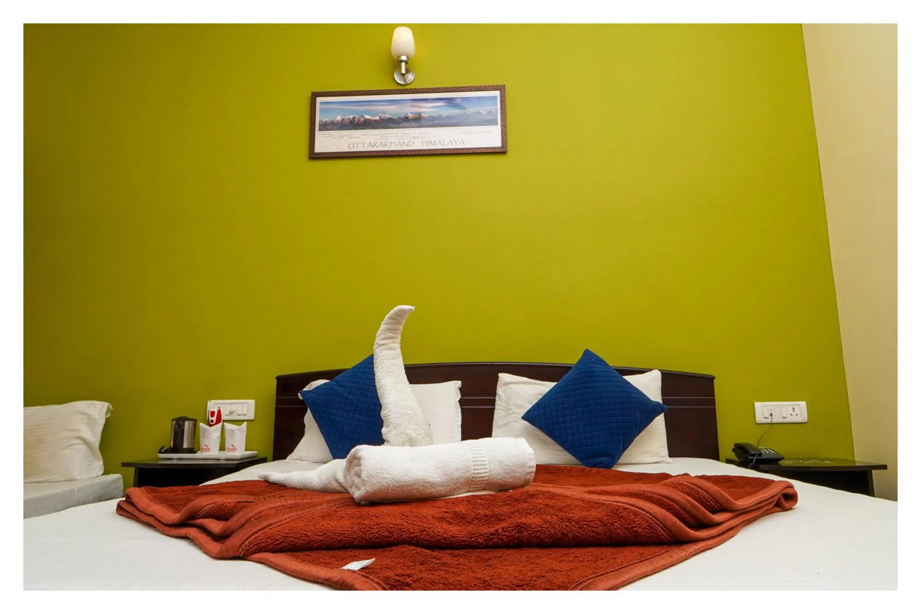 Bed in Shivalik River Retreat