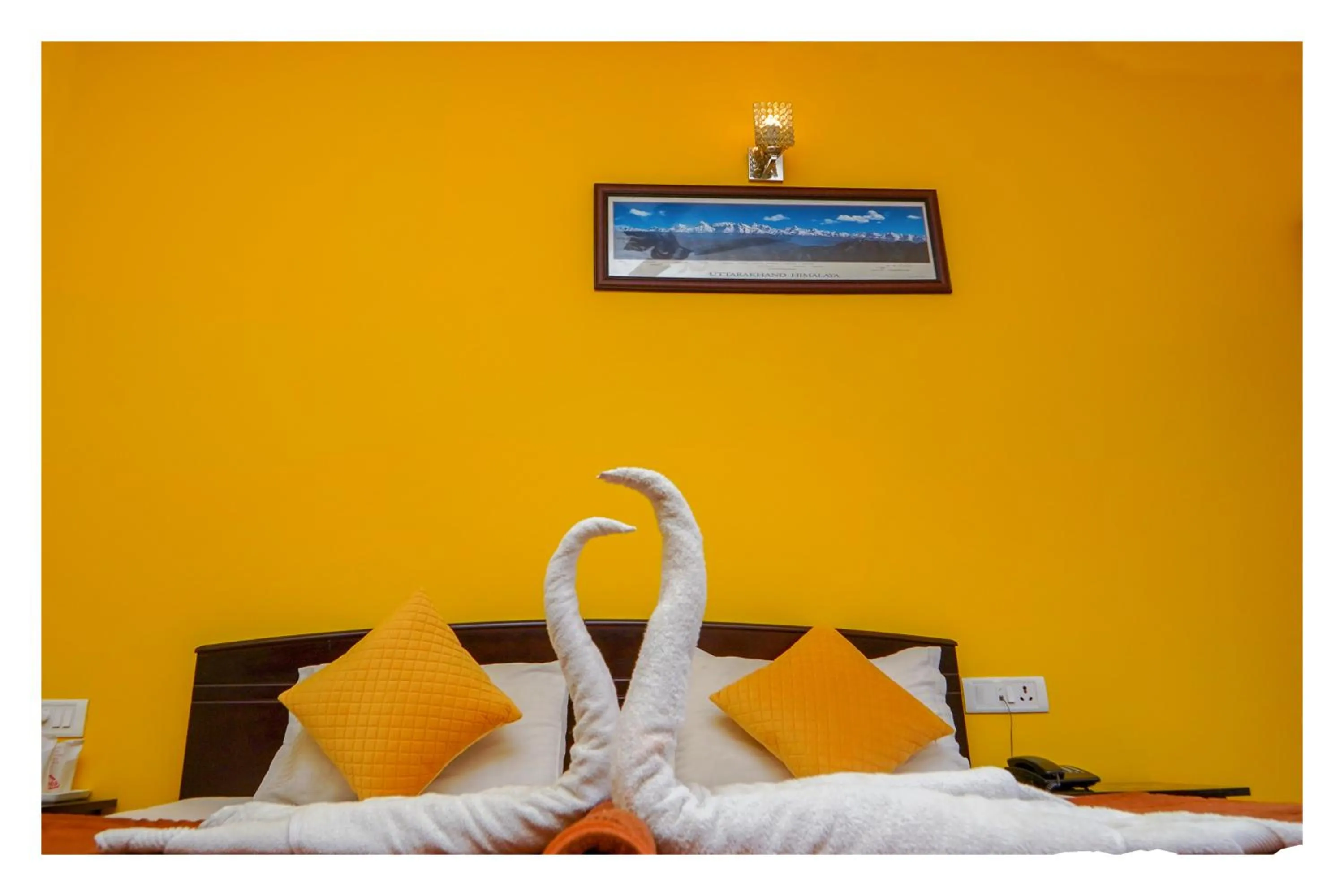 Bed in Shivalik River Retreat