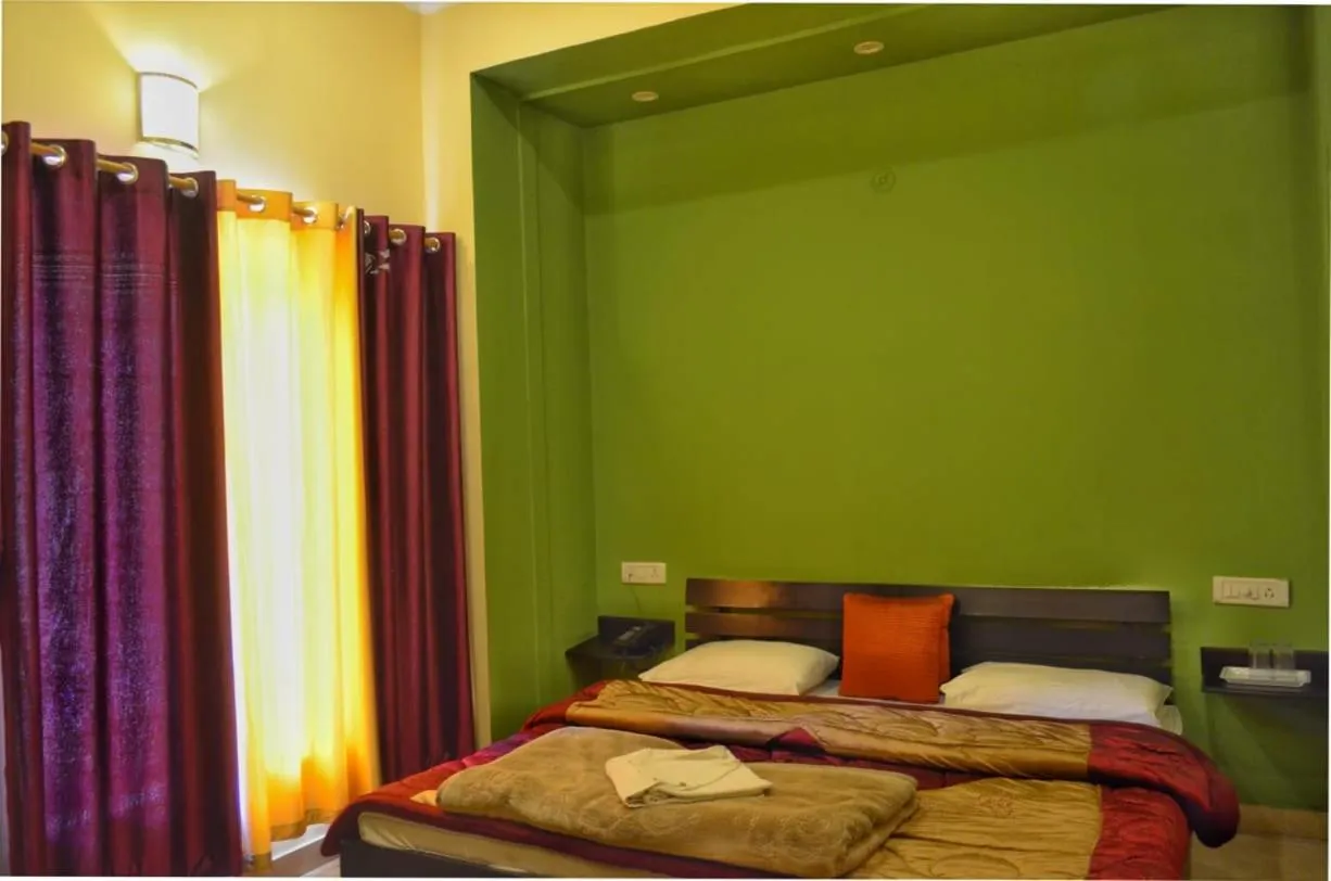 Bed in Shivalik River Retreat