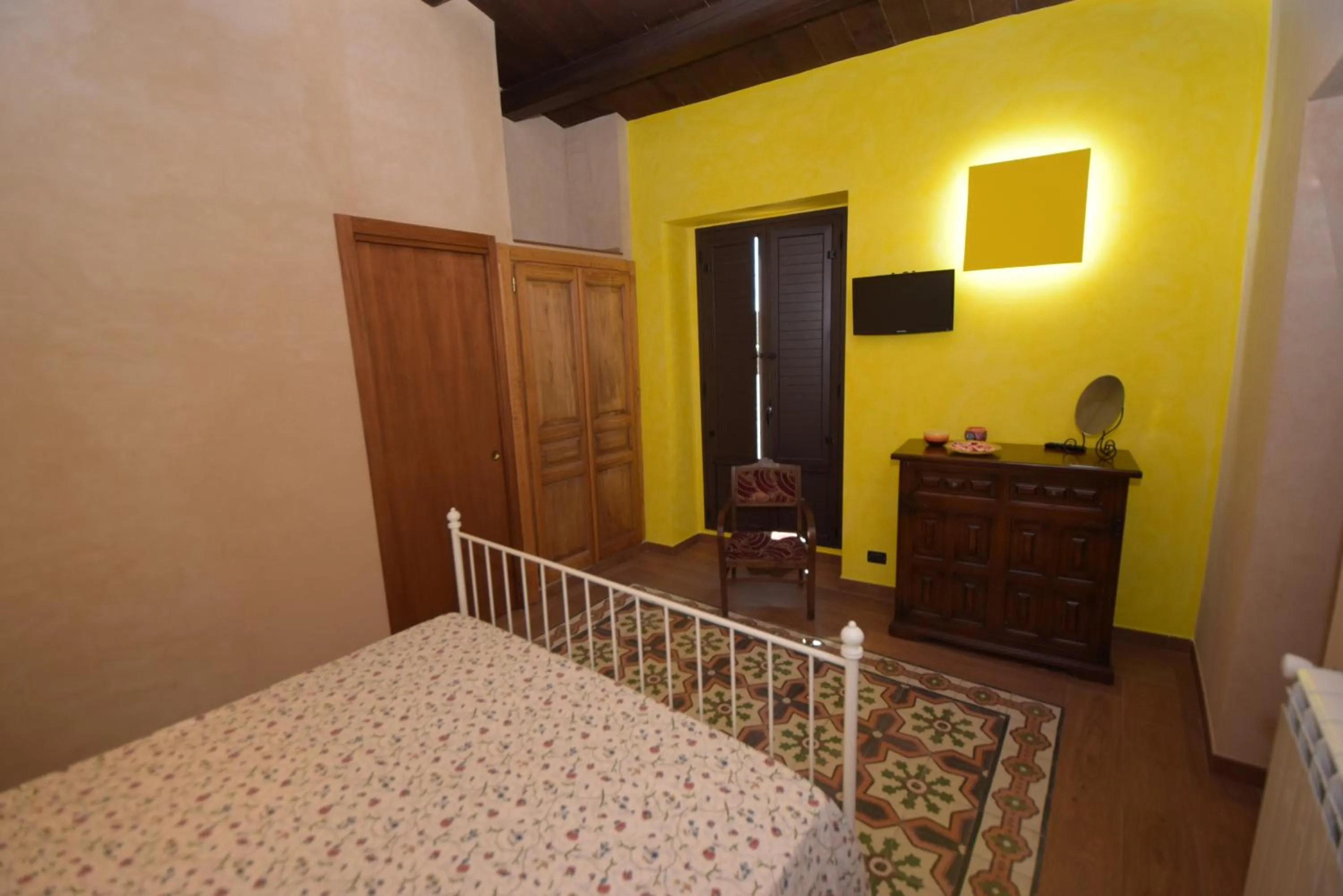 Photo of the whole room, Bed in Antichi Quartieri