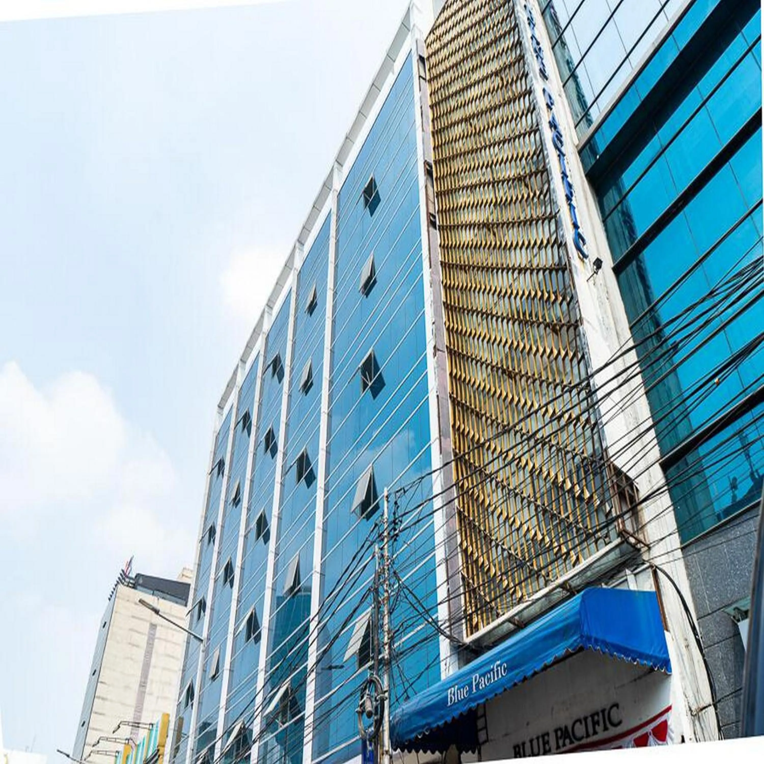 Facade/entrance in RedDoorz Plus at Blue Pacific Blok M