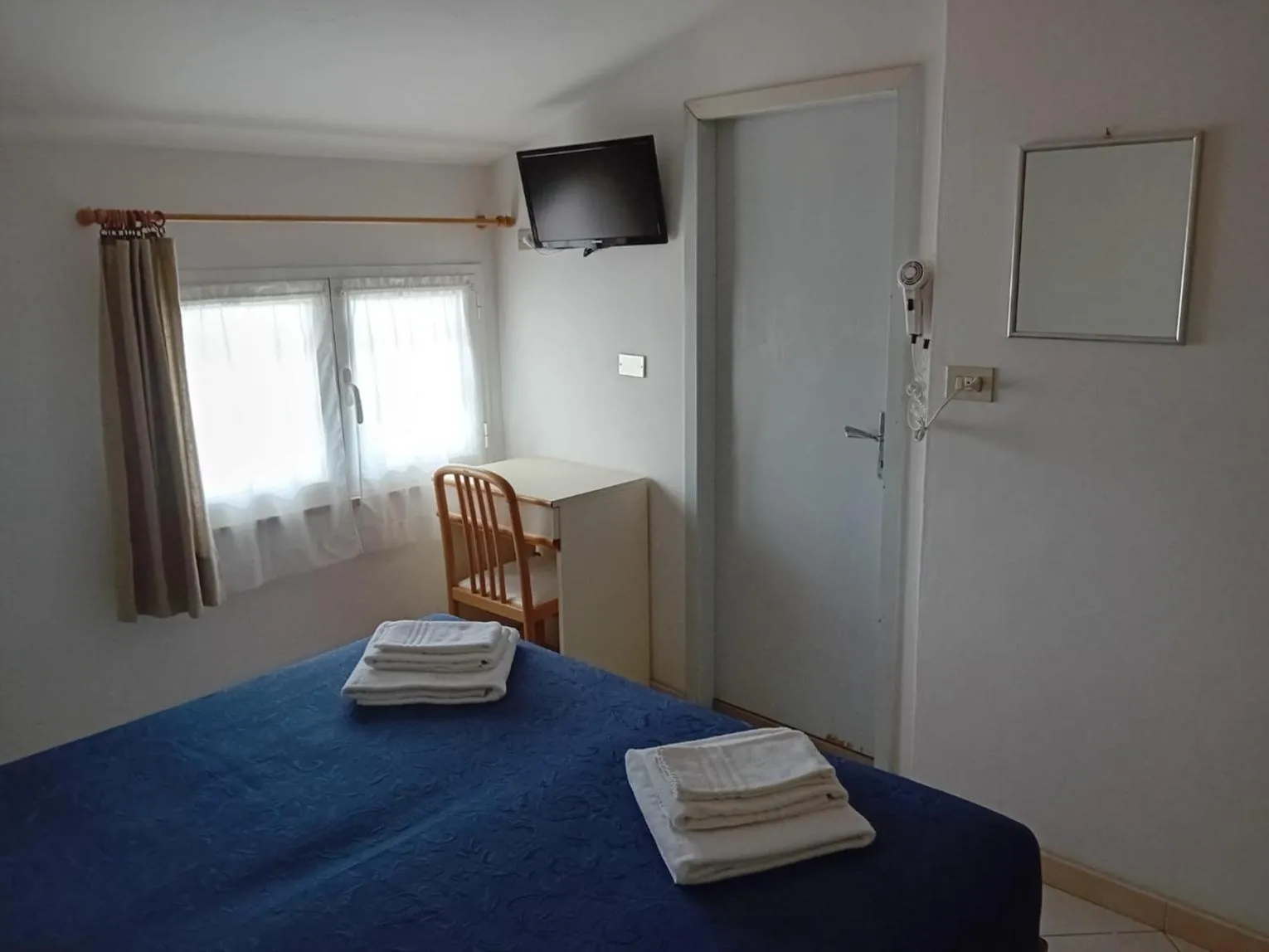 Bed in Hotel Serafini Misano Adriatico