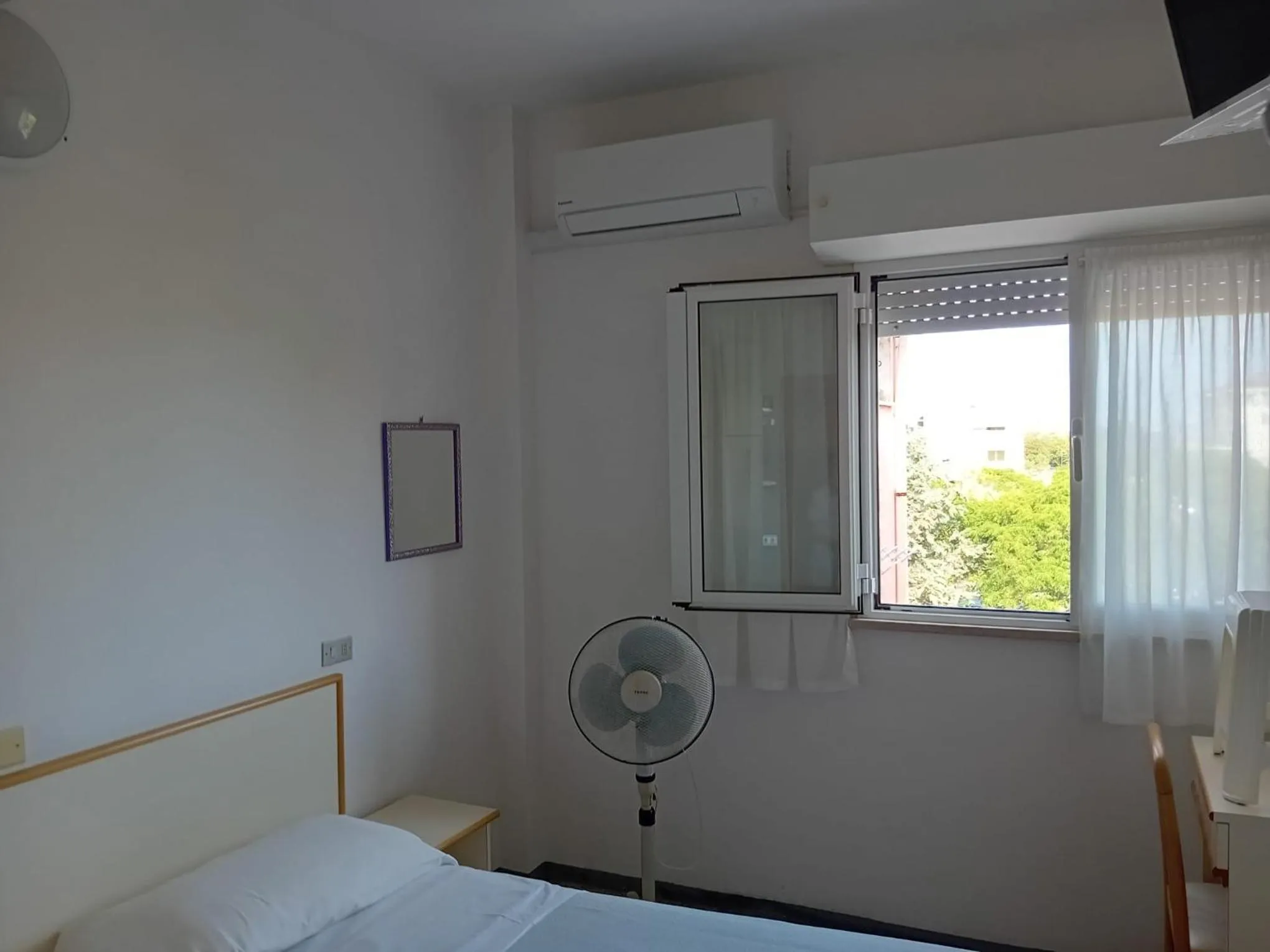 Bed in Hotel Serafini Misano Adriatico