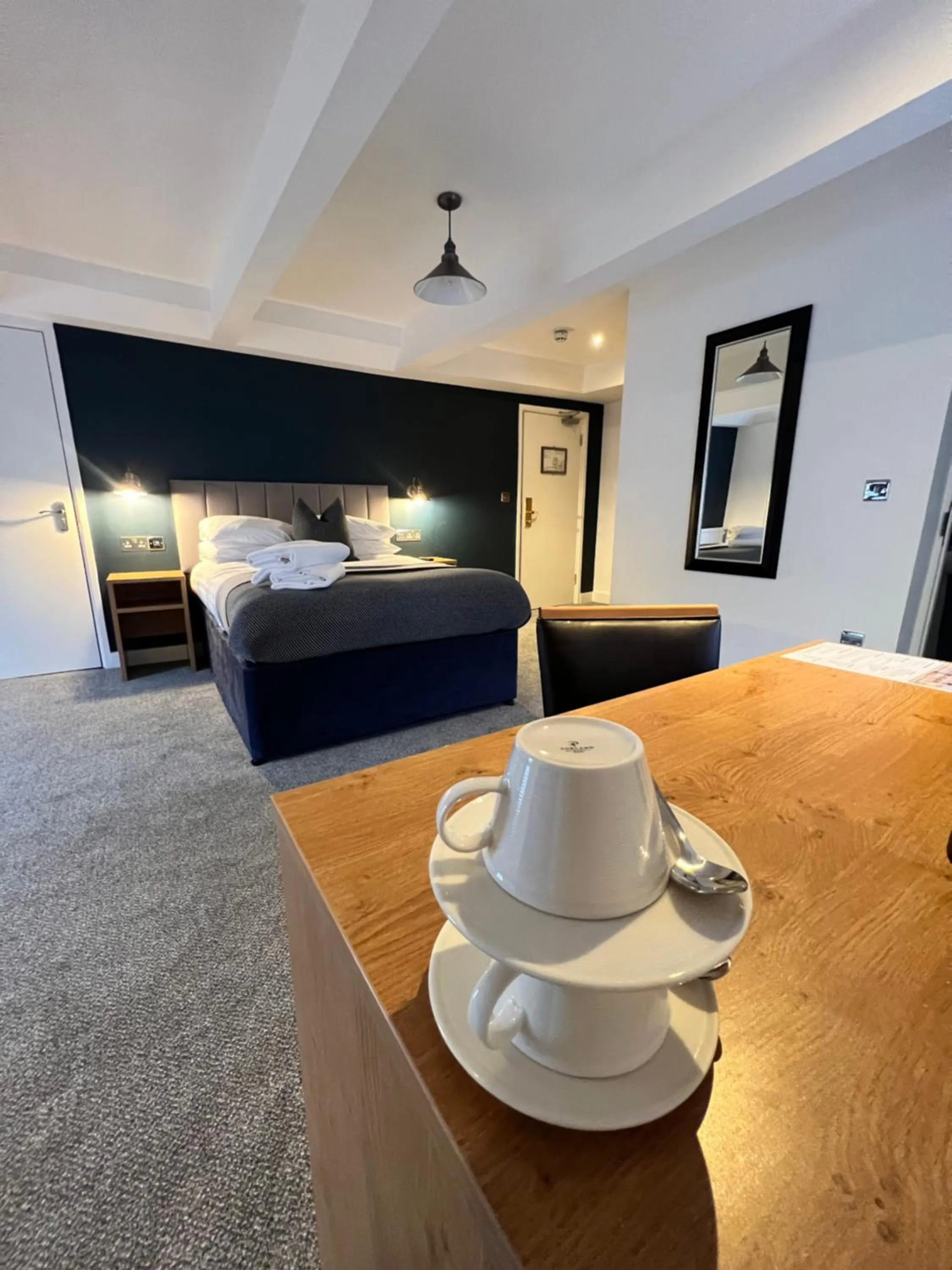 Bed in THE LORD NELSON HOTEL