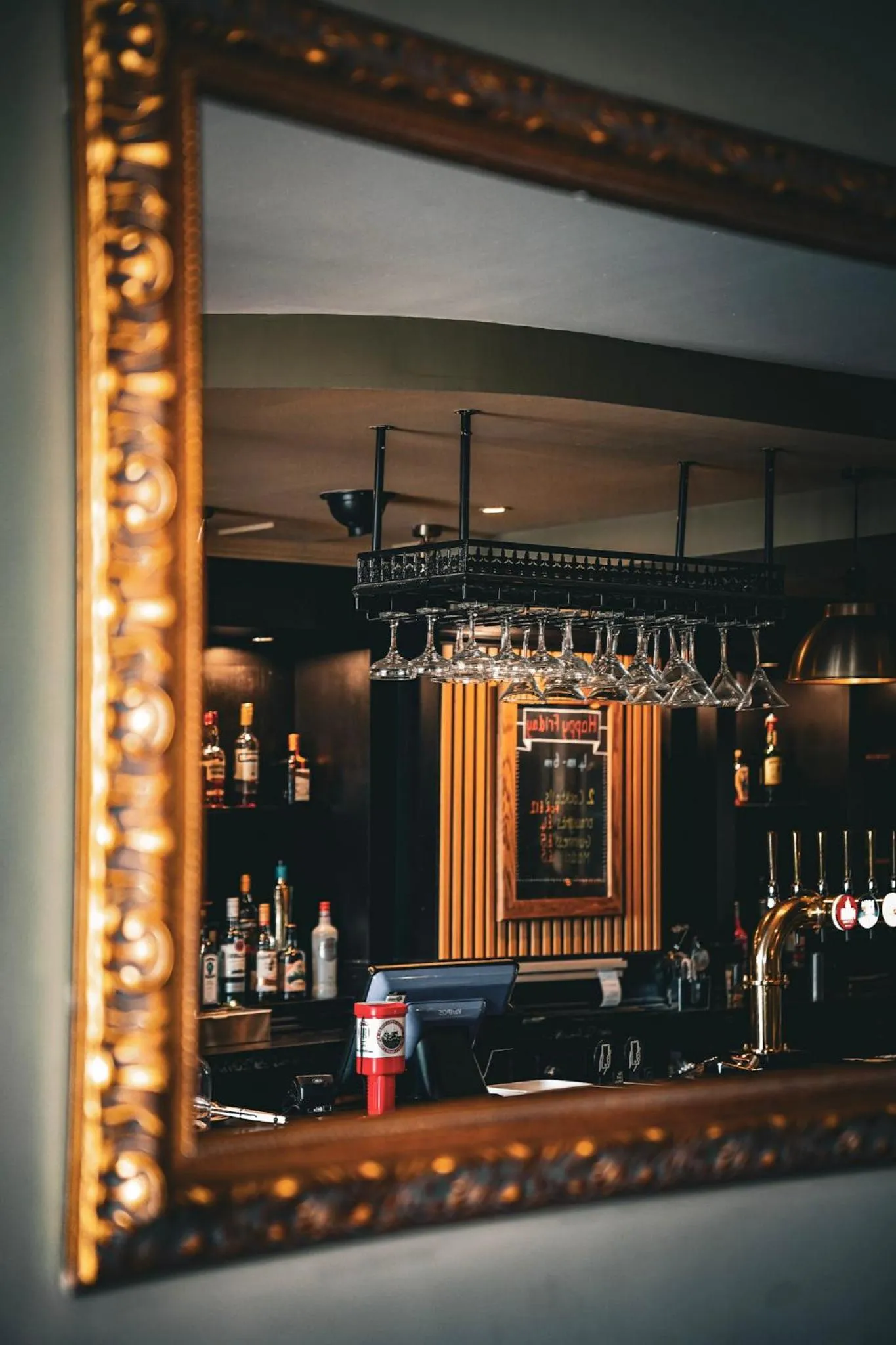 THE LORD NELSON HOTEL