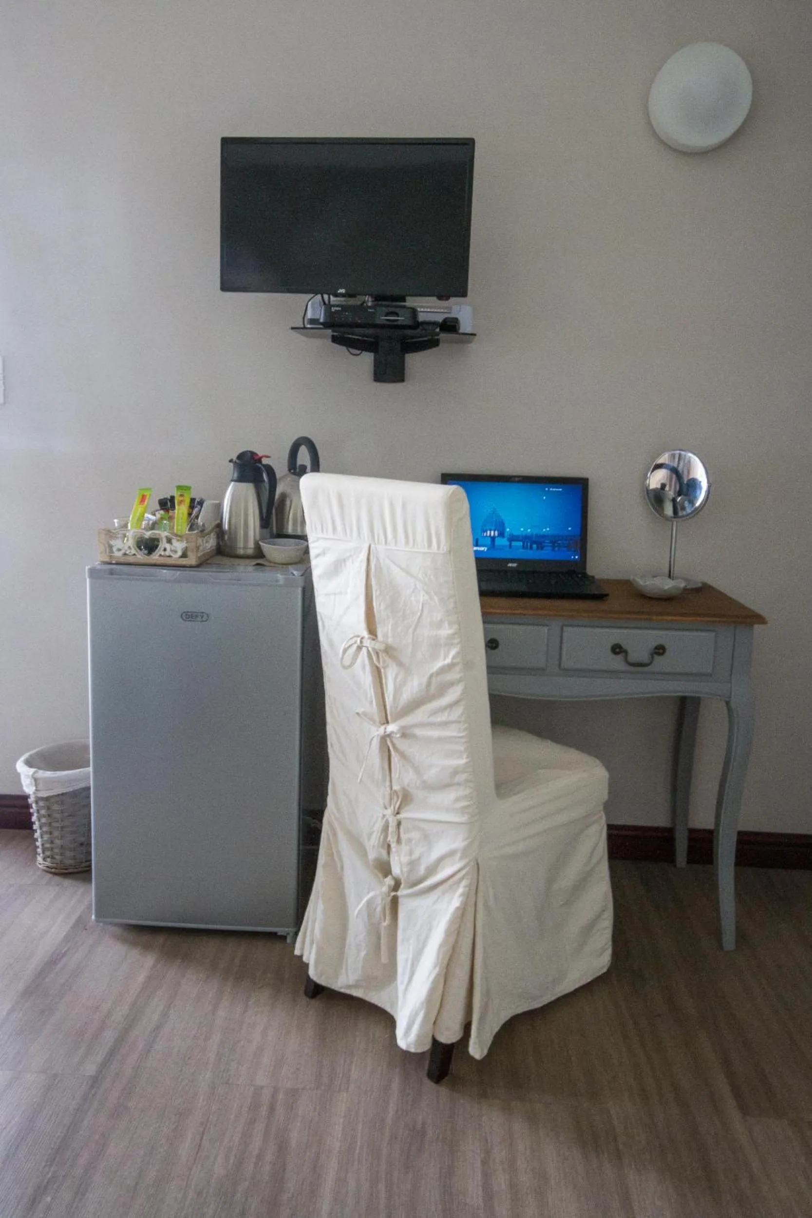 TV and multimedia in Little Rock Guesthouse