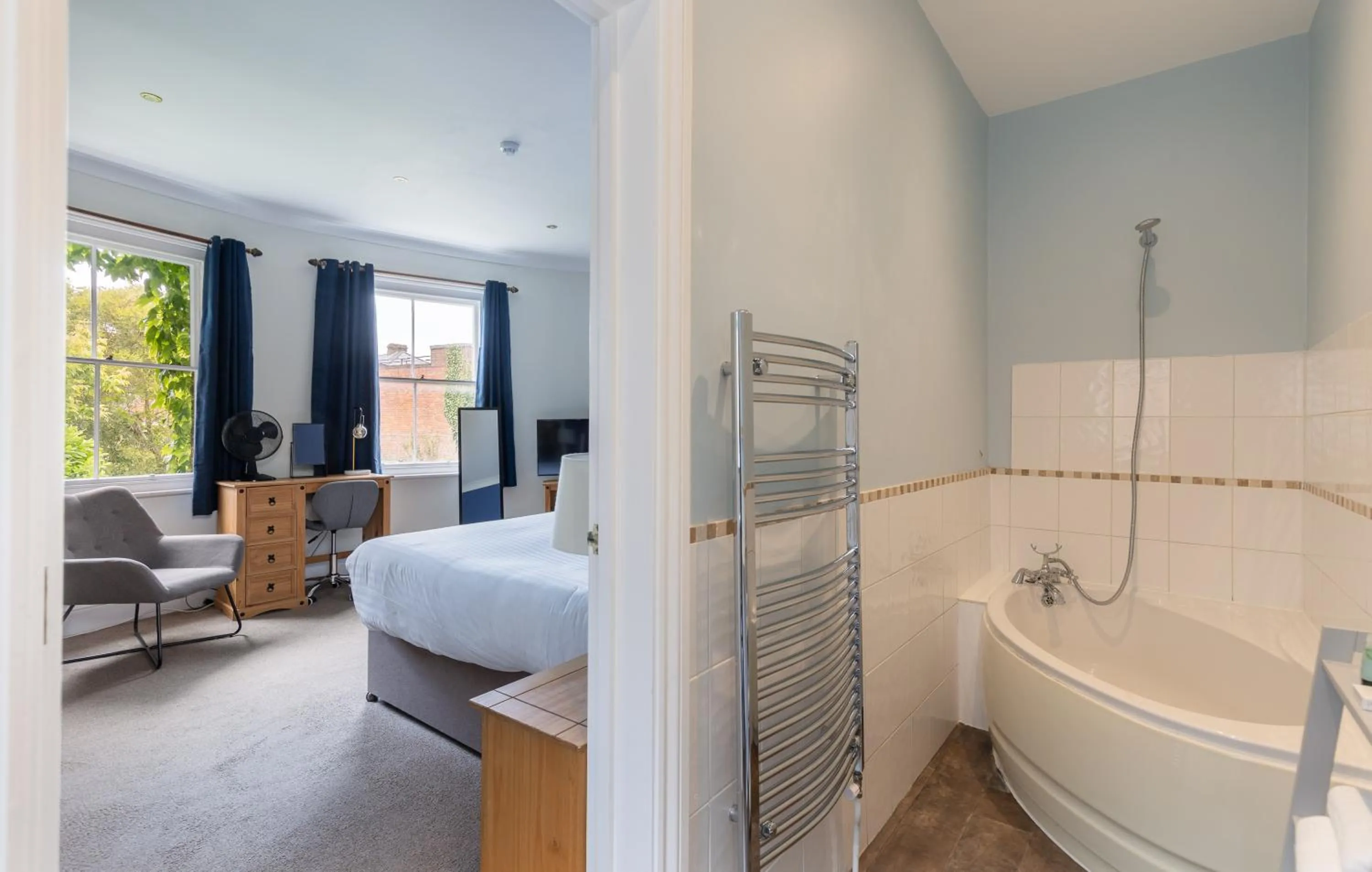 Bathroom in Hewitt's Restaurant & Rooms