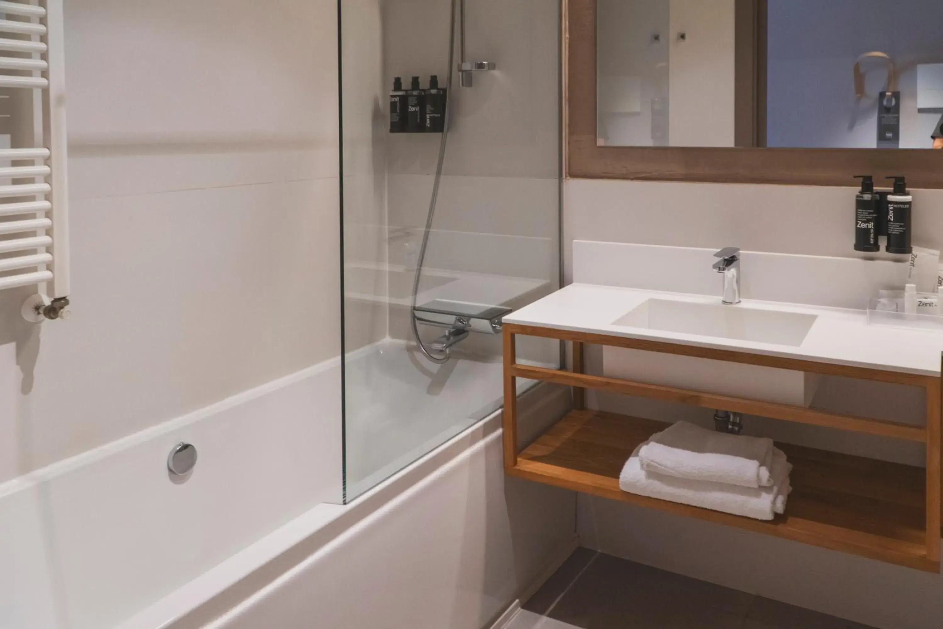 Bathroom in Zenit San Sebastián Bathroom in Zenit San Sebastián