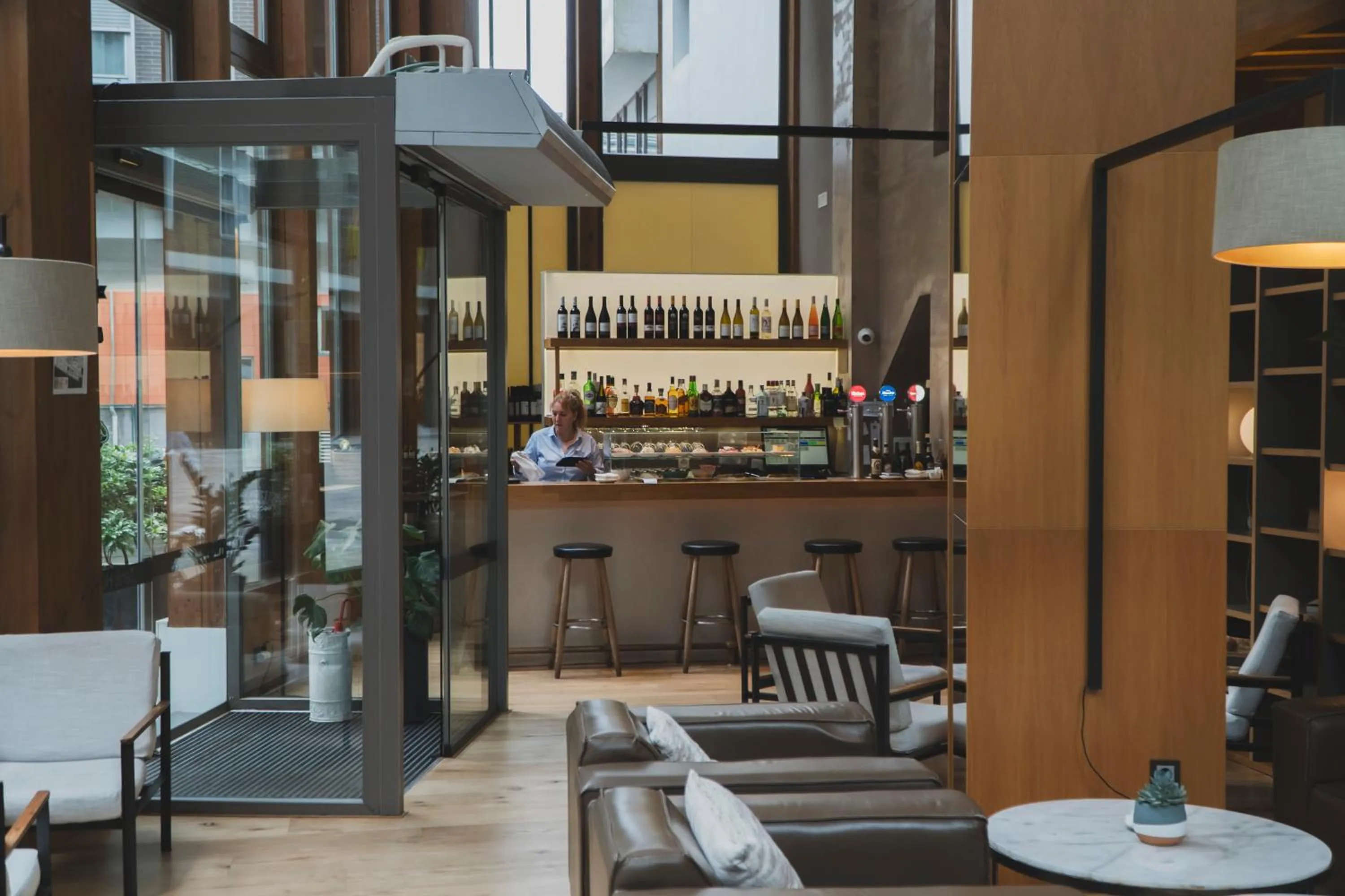 Lounge or bar in Zenit San Sebastián