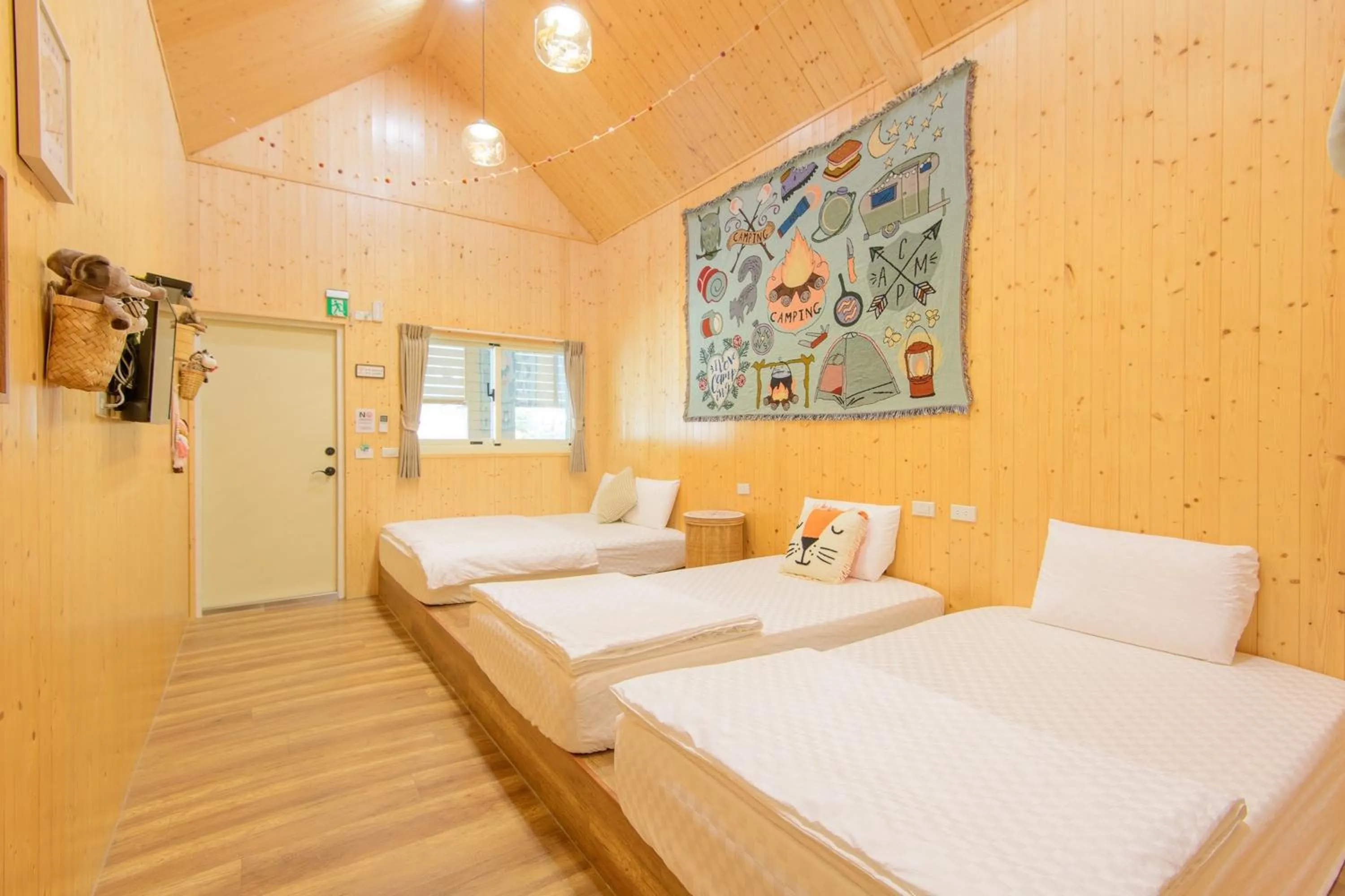 Bedroom, Bed in Little Lost B&B l Family&Pet Friendly