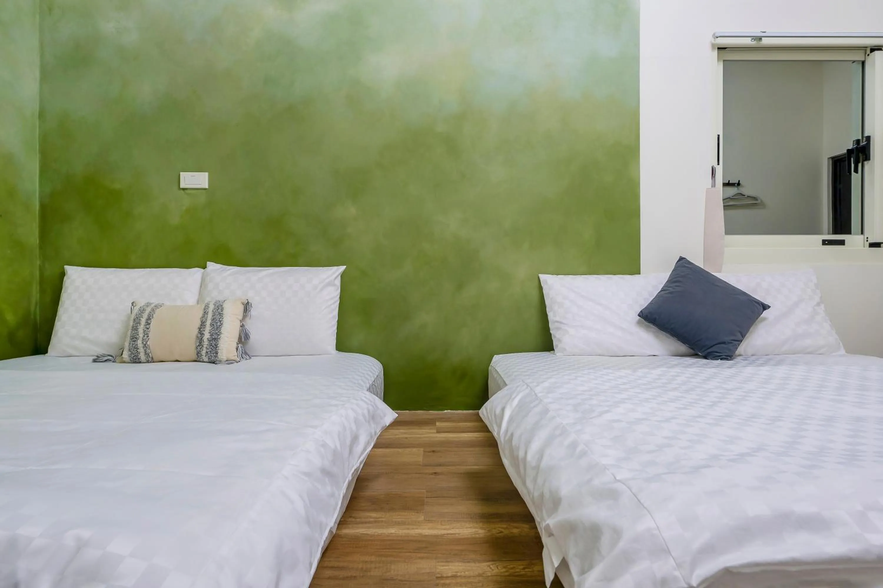 Bed in Little Lost B&B l Family&Pet Friendly