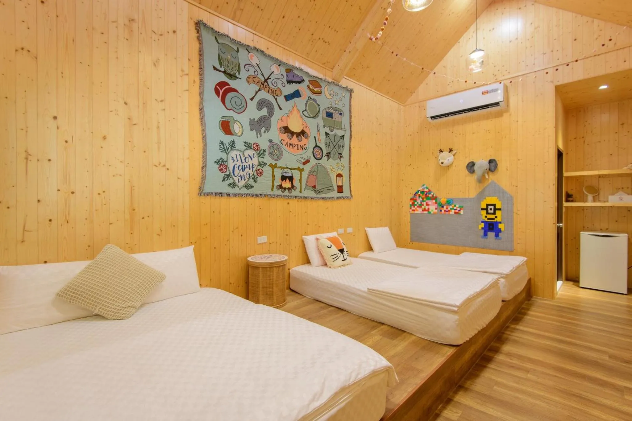 Photo of the whole room, Bed in Little Lost B&B l Family&Pet Friendly