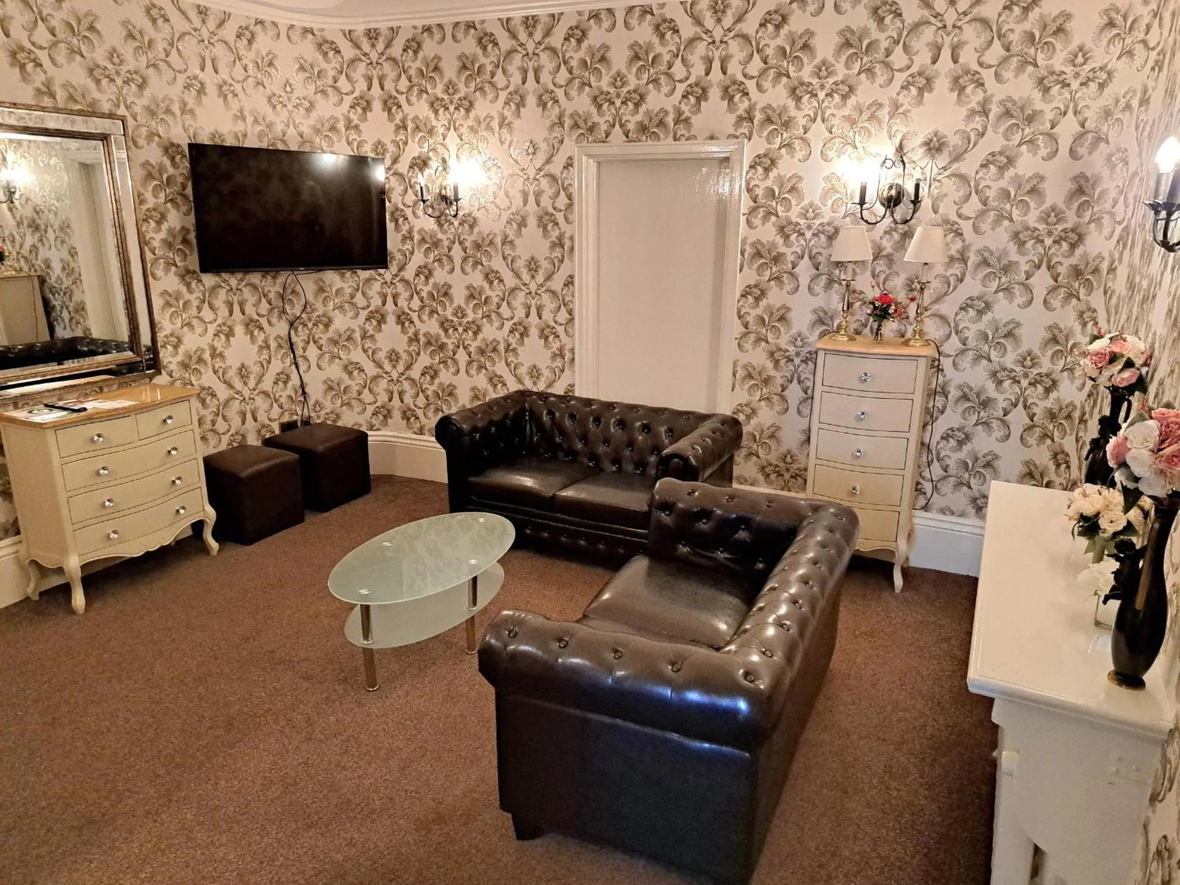 wedding in Prince Of Wales Hotel