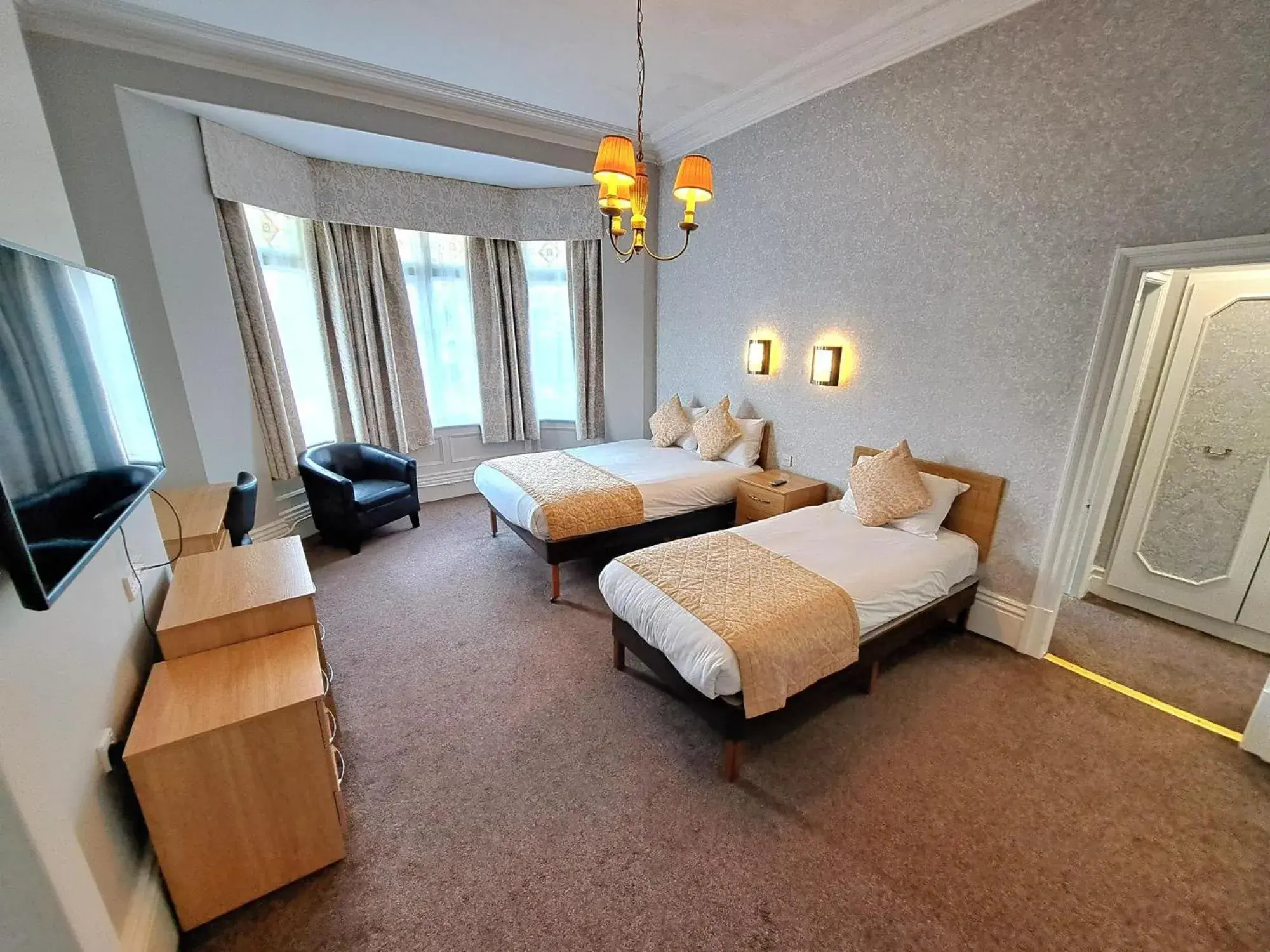 Executive Twin Room in Prince Of Wales Hotel Executive Twin Room in Prince Of Wales Hotel