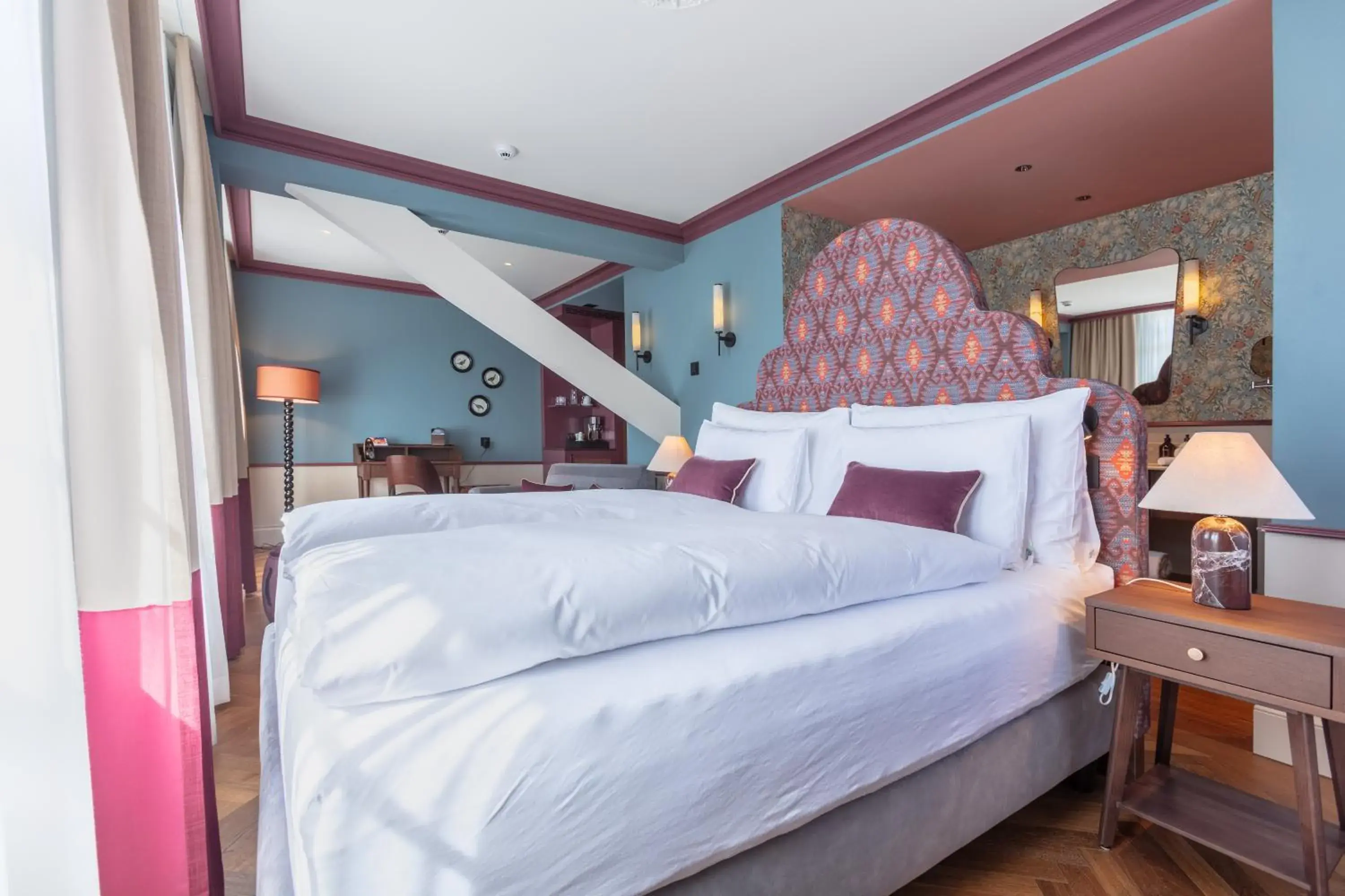 Bed in Hotel Mürren Palace Bed in Hotel Mürren Palace